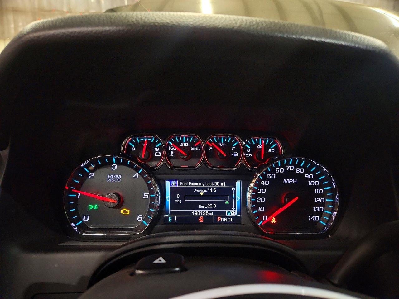 2020 Chevrolet Suburban VIN 1GNSKHKC8LR175631 photo 9