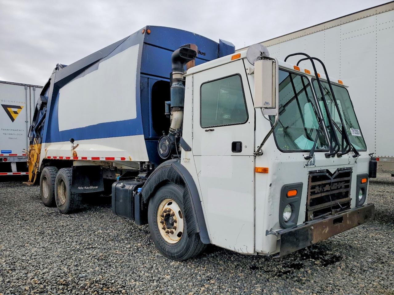 2012 MACK All models VIN 1M2AU04C2CM006209 photo 1