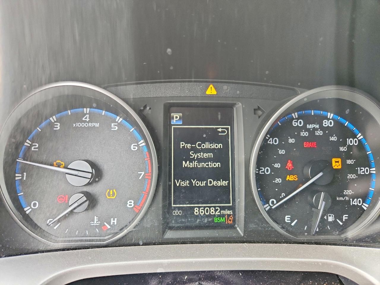 2018 Rav4 VIN JTMRFREV8JJ213305 photo 9