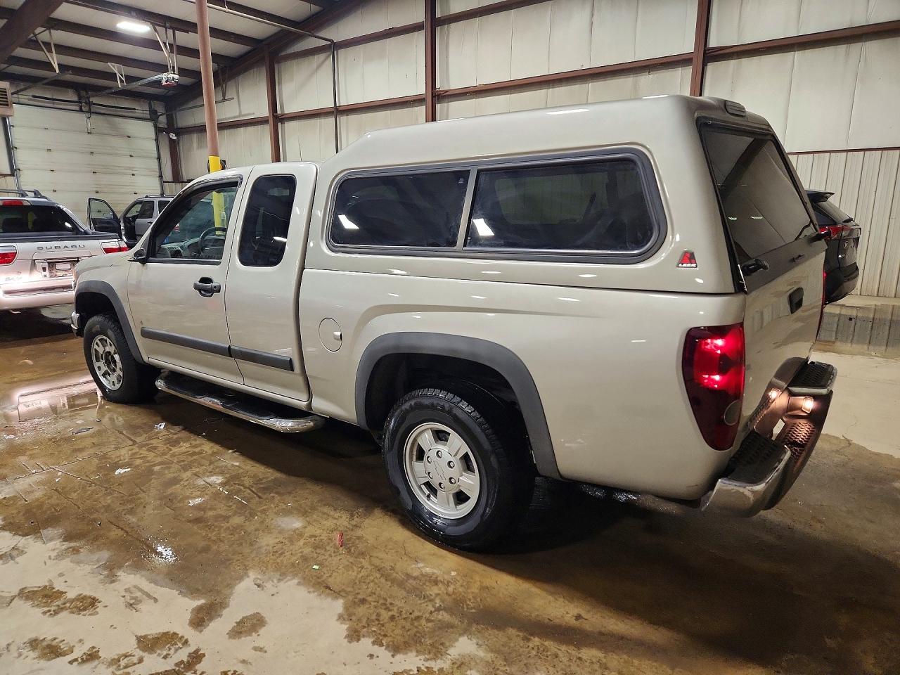 2008 Chev Colorado VIN 1GCDT19E888103676 photo 2