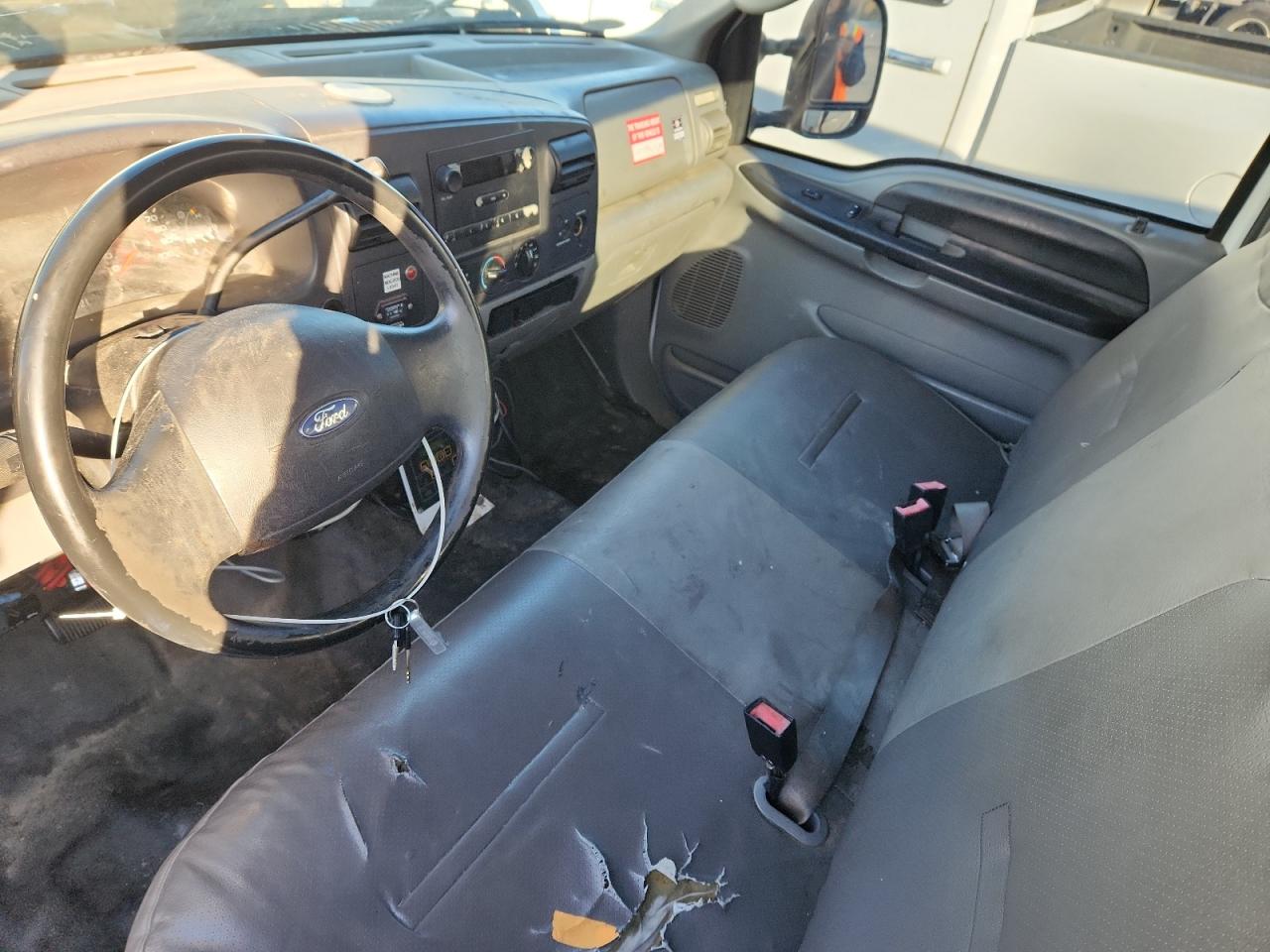 2005 Ford F450 VIN 1FDXF46Y25EC25480 photo 8