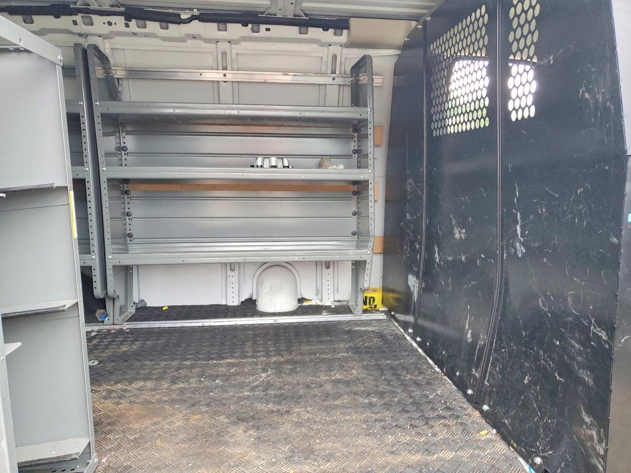 2021 GMC Savana VIN 1GTW7AFP9M1307098 photo 11
