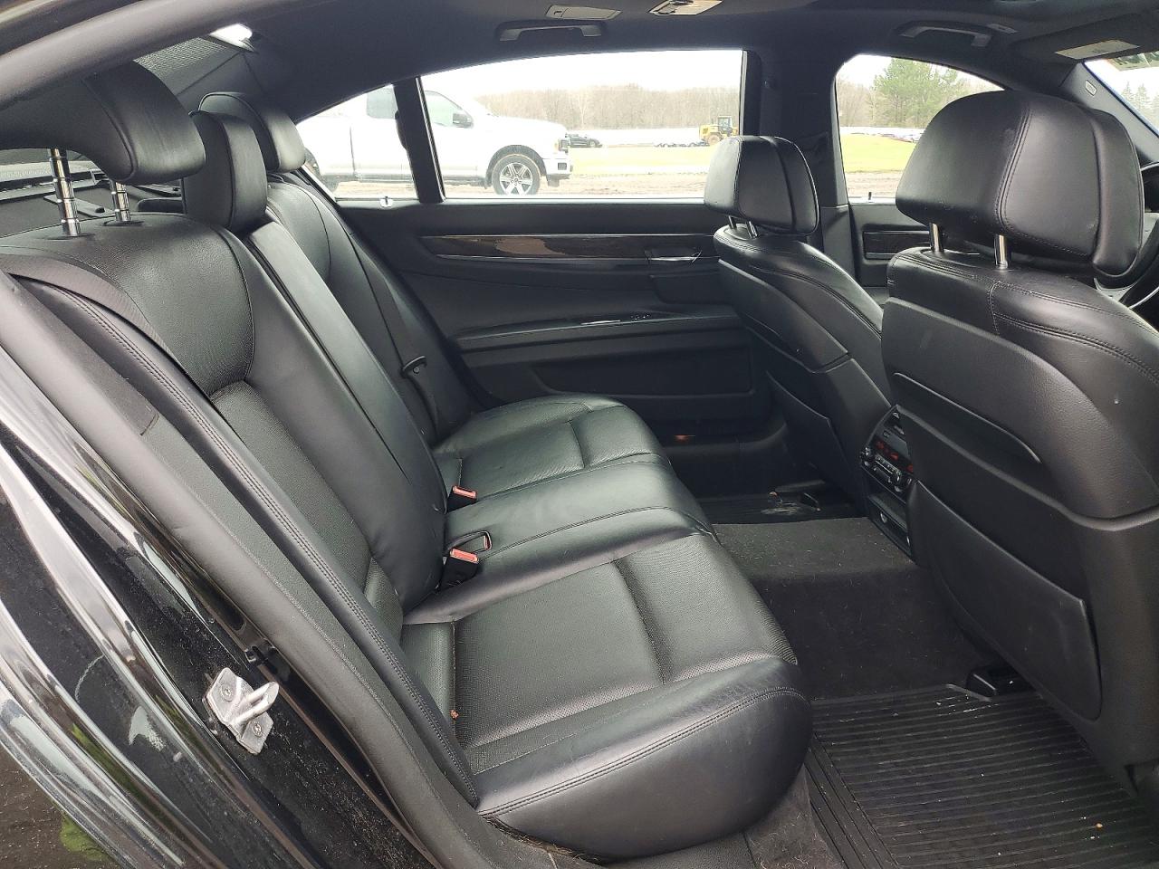 2013 BMW 7 series VIN WBAYF8C58DD139800 photo 10