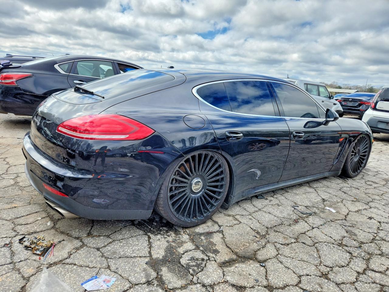 2016 Porsche Panamera VIN WP0AB2A72GL050638 photo 3