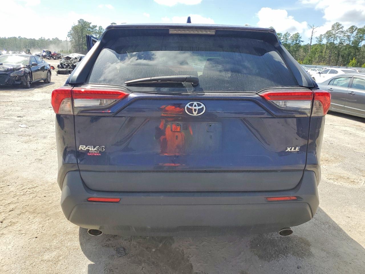 2021 Toyota Rav4 VIN 2T3W1RFV7MW175622 photo 6