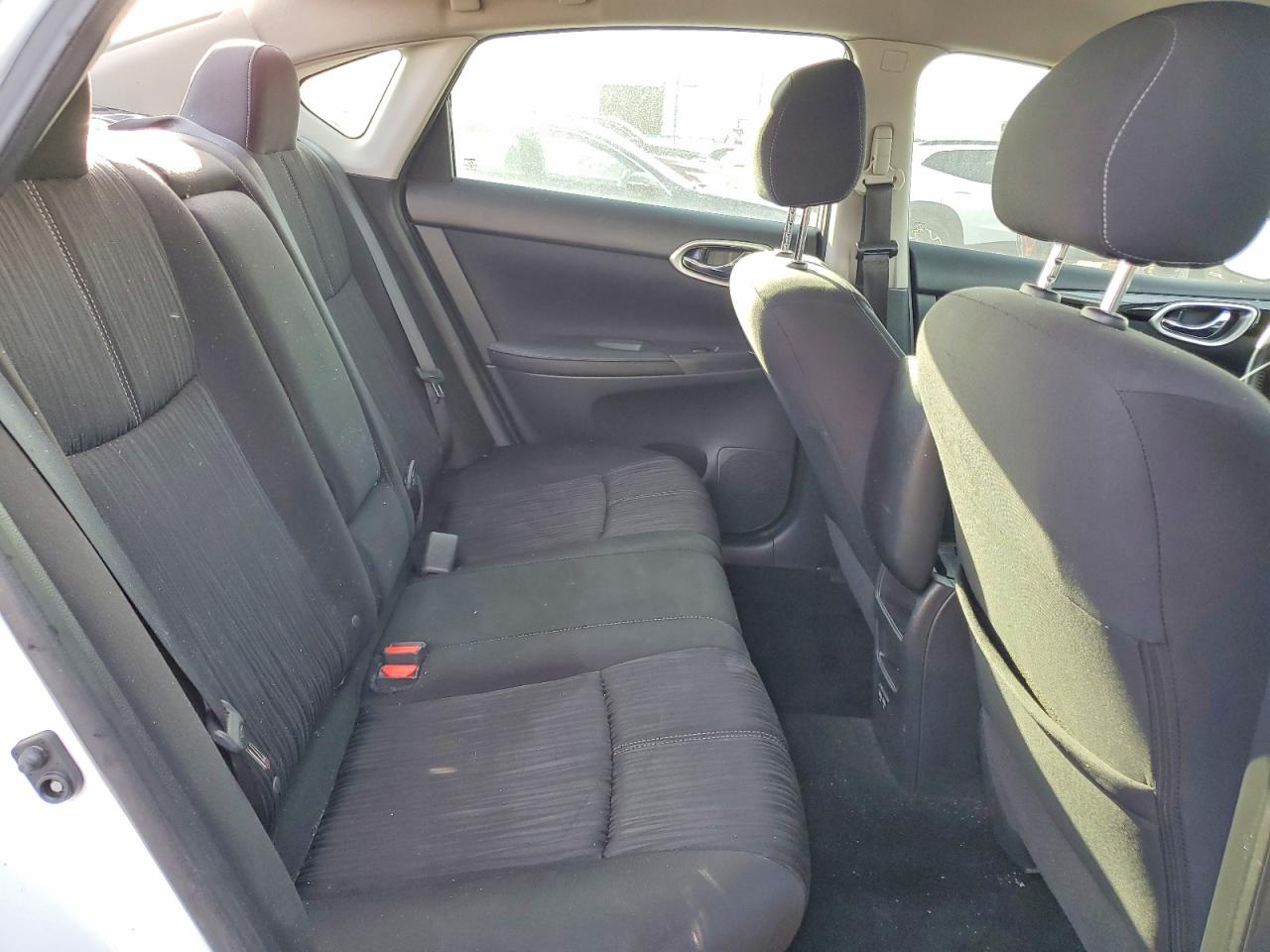 2018 Nissan Sentra VIN 3N1AB7AP7JY243169 photo 10