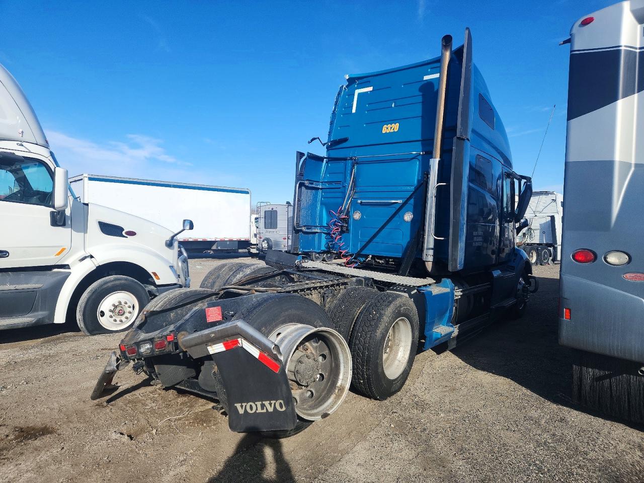 2024 VOLVO Vn VIN 4V4NC9EH7RN646320 photo 4
