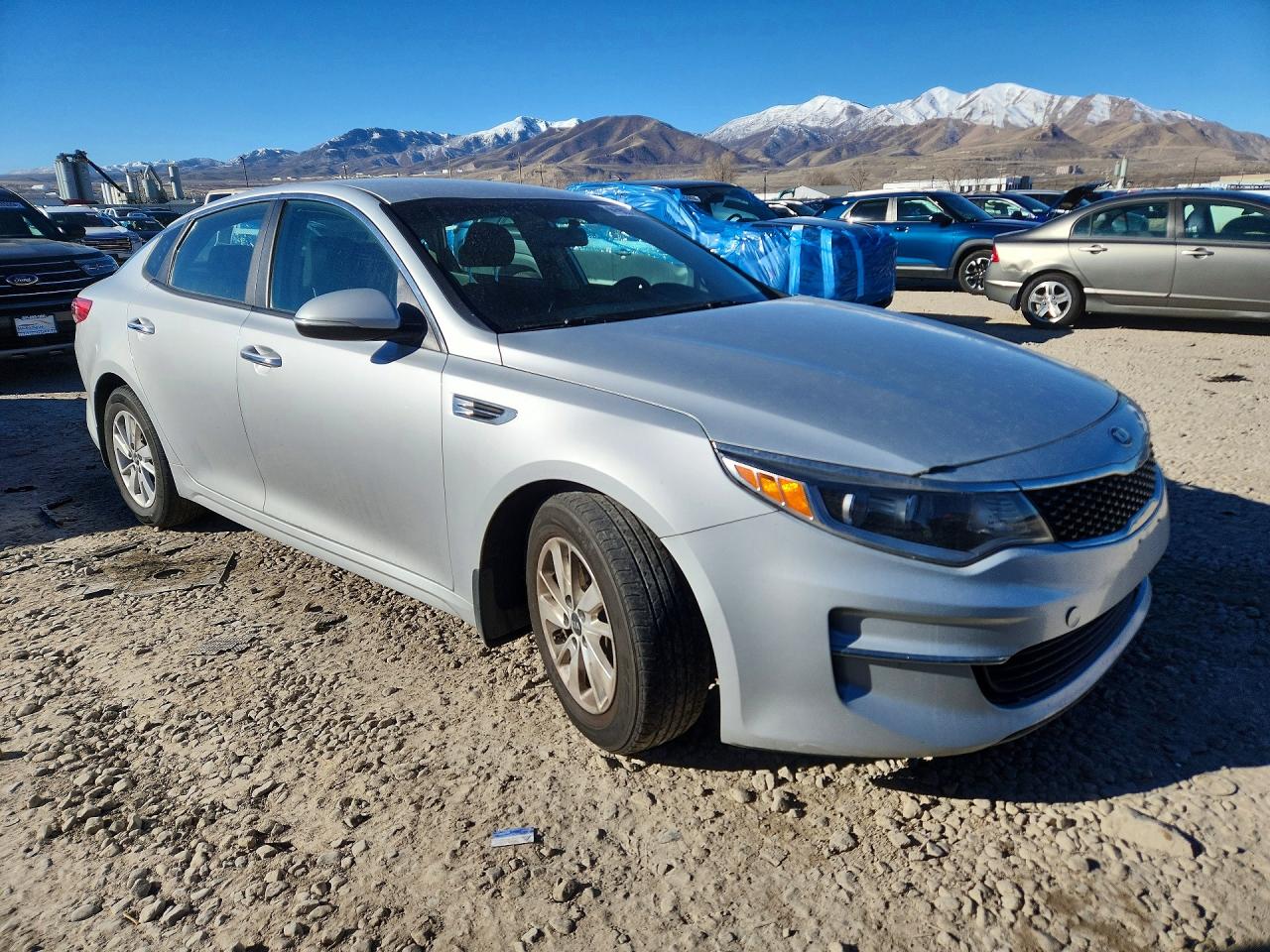 2017 Kia Optima VIN KNAGT4L30H5148566 photo 4