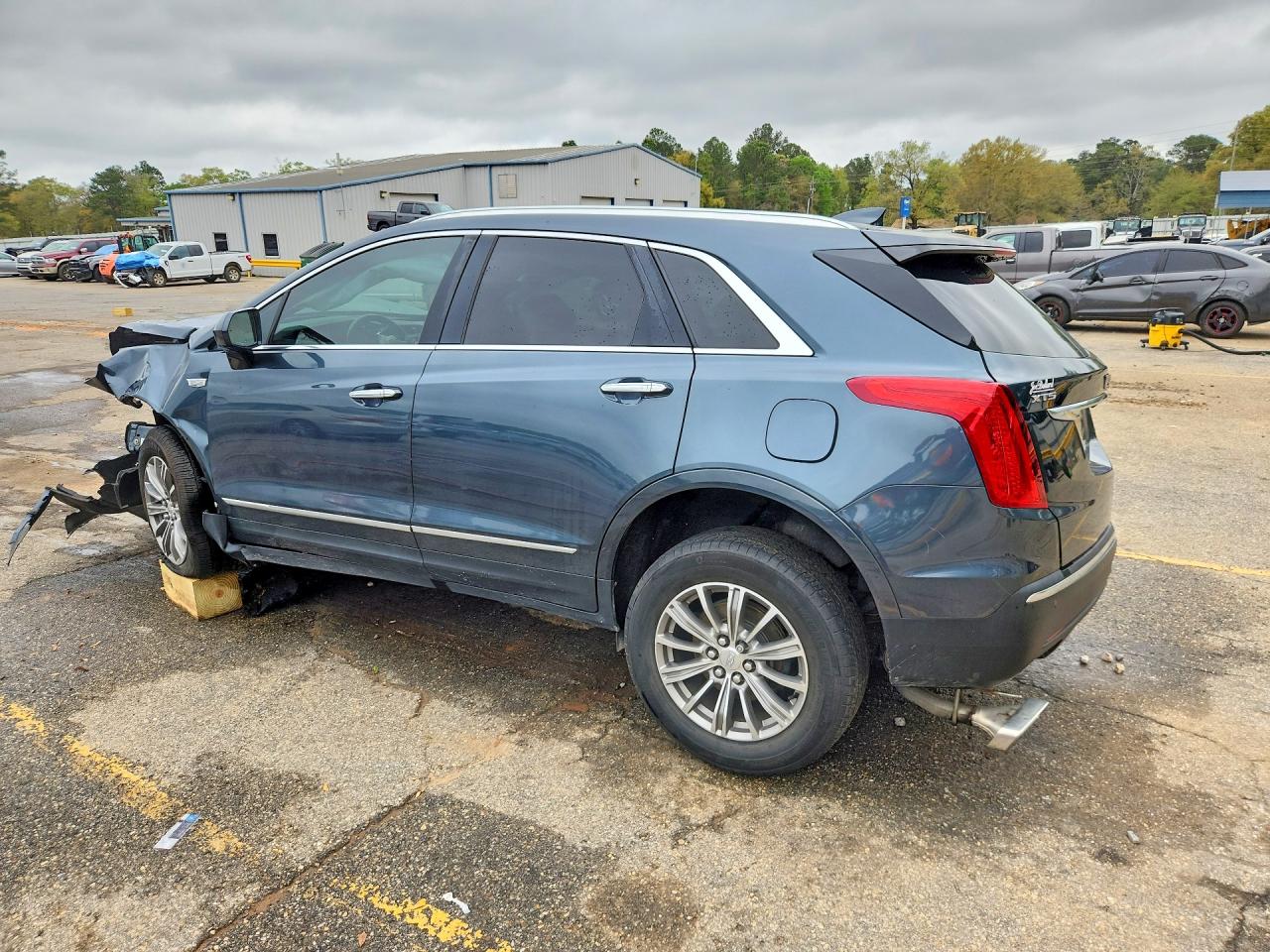 2019 Cadillac Xt5 VIN 1GYKNCRS7KZ297566 photo 2