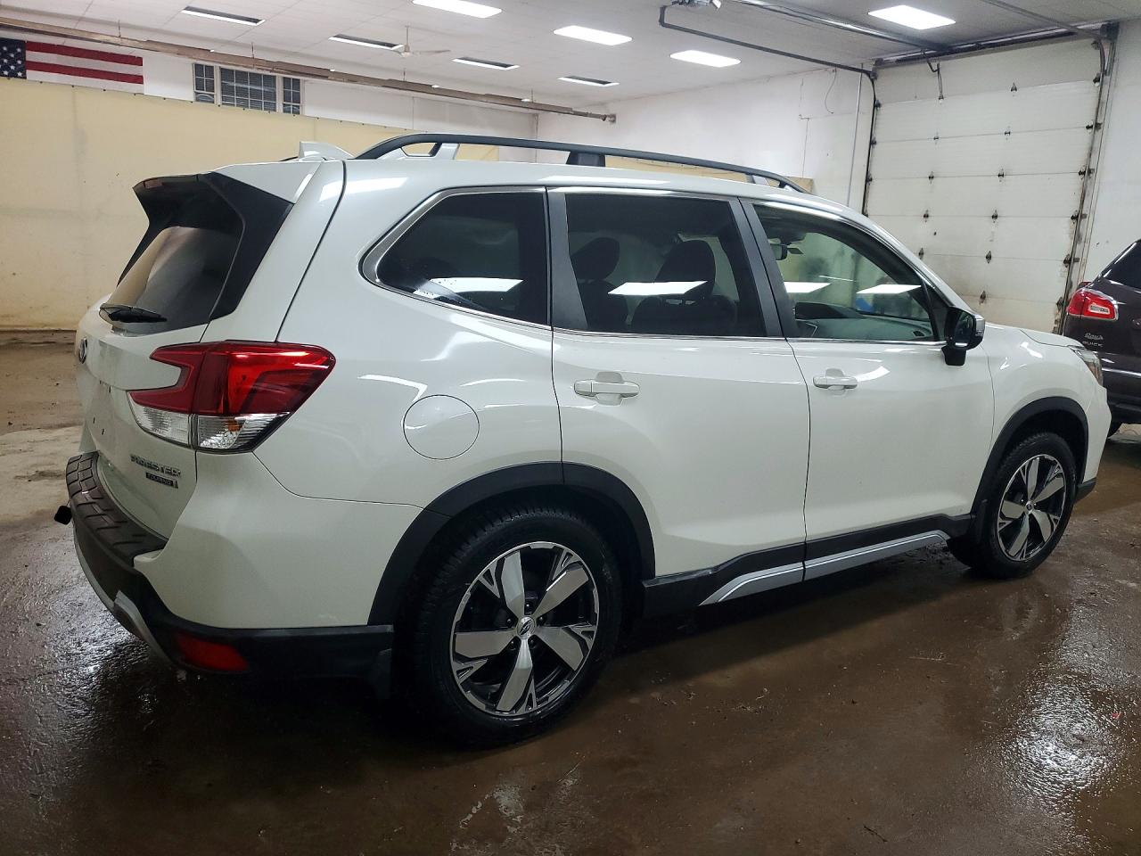 2021 Forester VIN JF2SKAXC4MH548939 photo 3