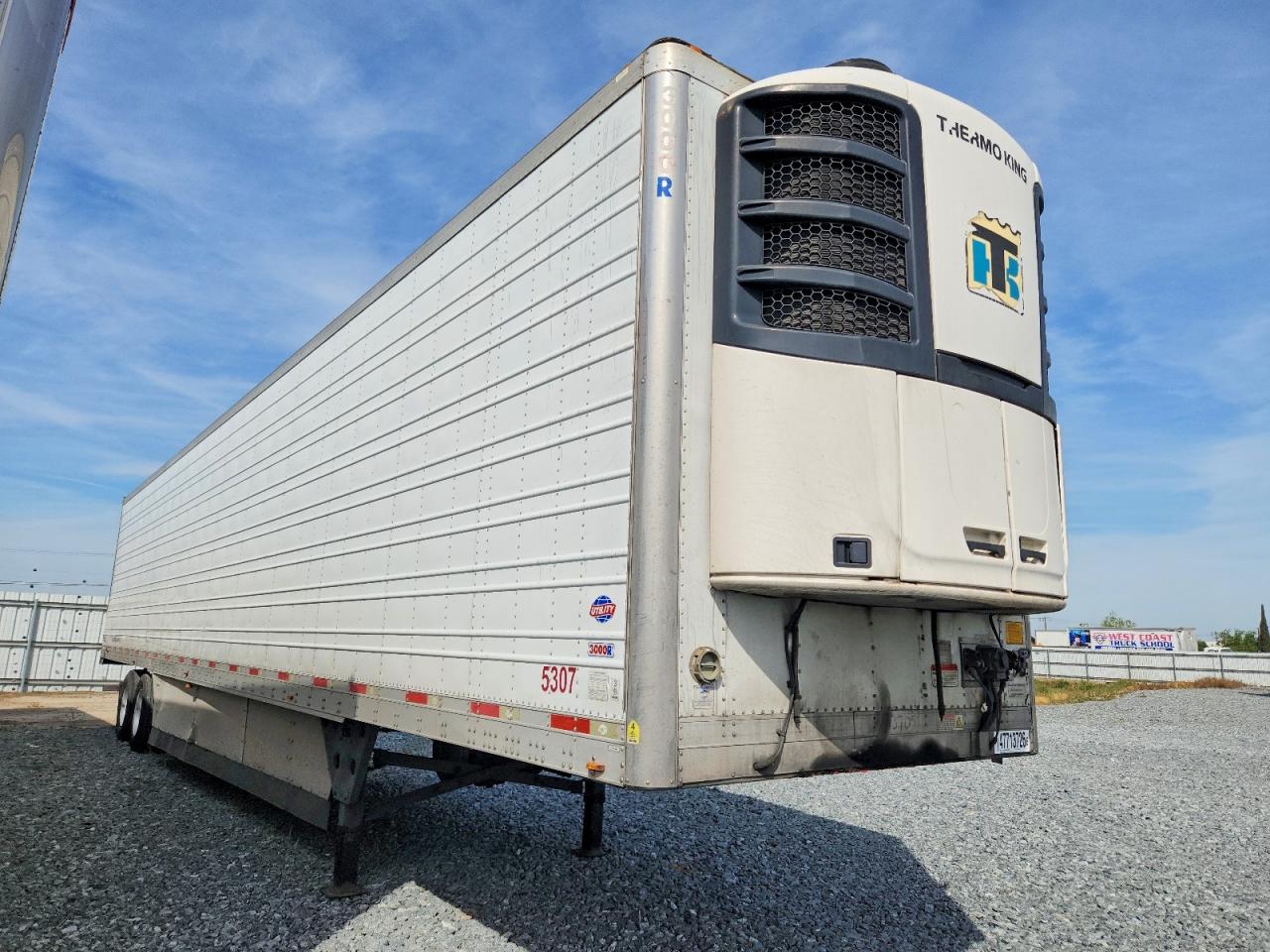 2016 UTILITY All models VIN 1UYVS2532GU505007 photo 1