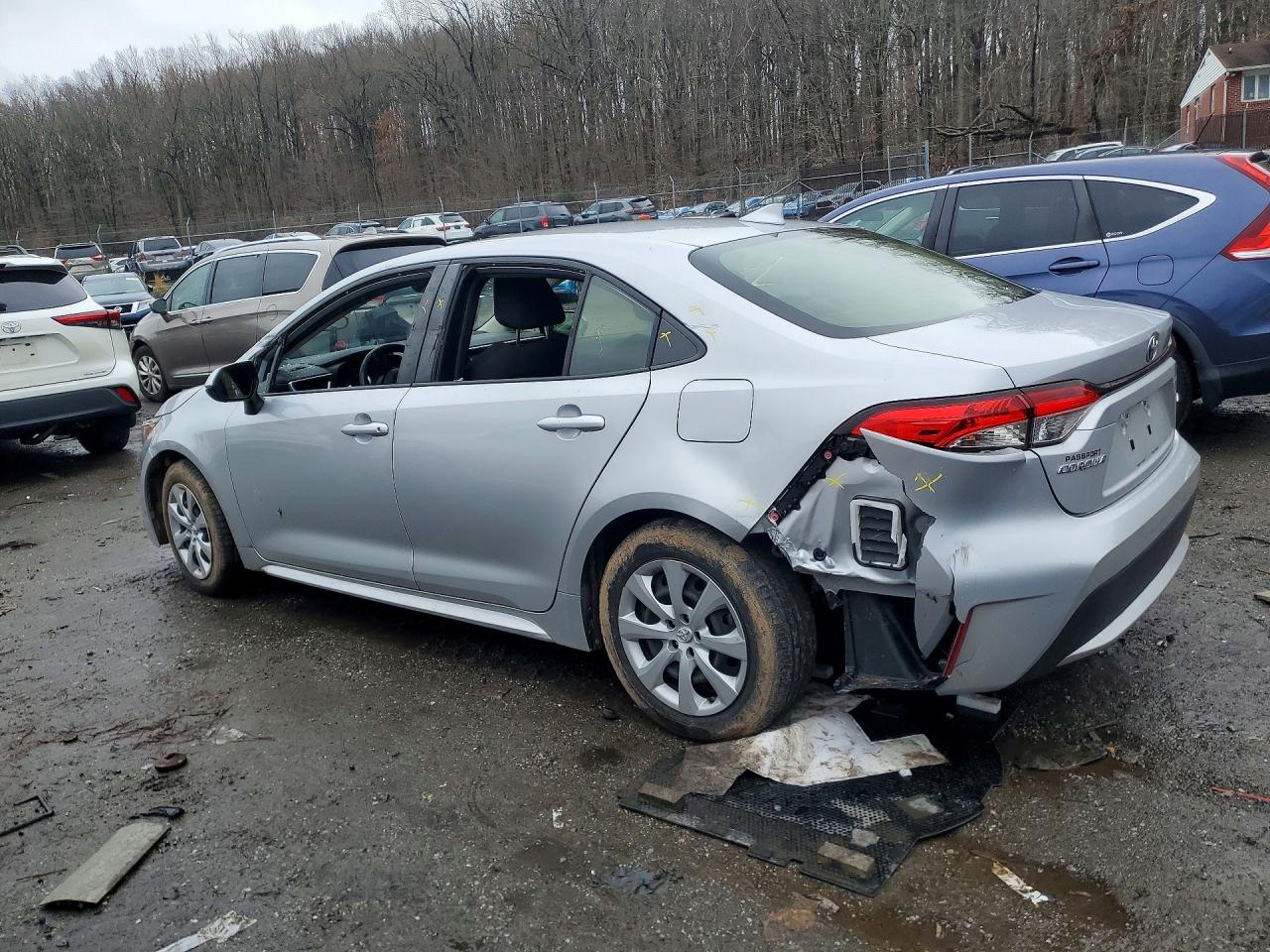 2022 Corolla VIN JTDEPMAE0N3030320 photo 2