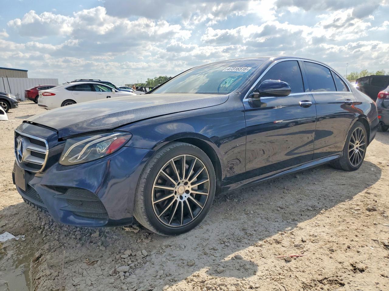 2017 Mercedes-Benz E-class VIN WDDZF4KB8HA225712 photo 1