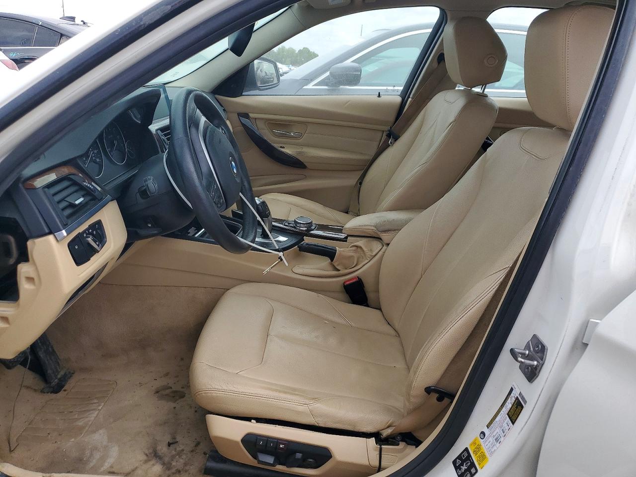 2015 BMW 3 series VIN WBA3B5C57FF961662 photo 7