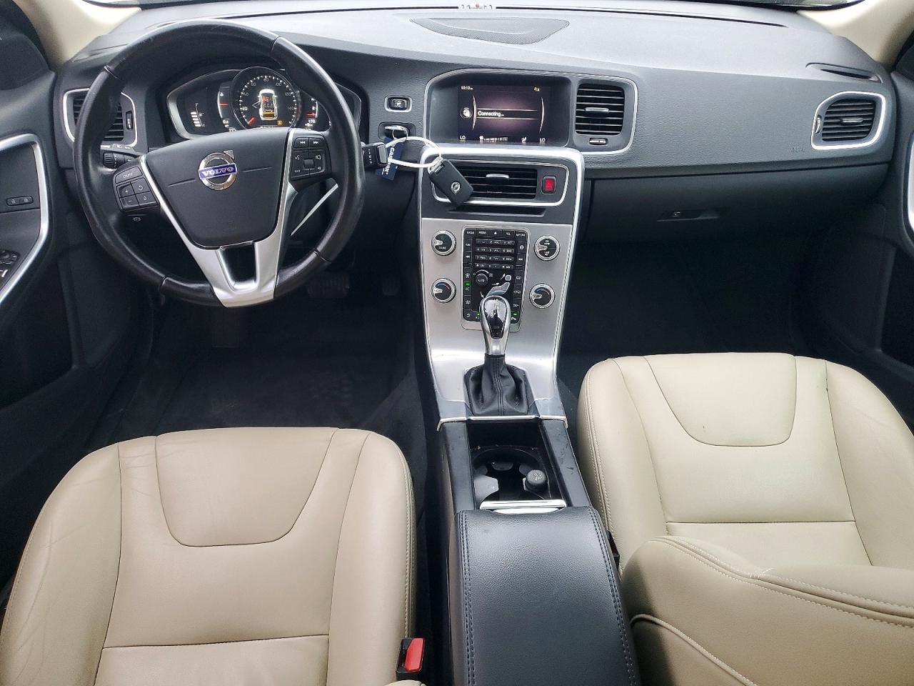 2017 Volvo S60 VIN LYV402HK8HB150522 photo 8