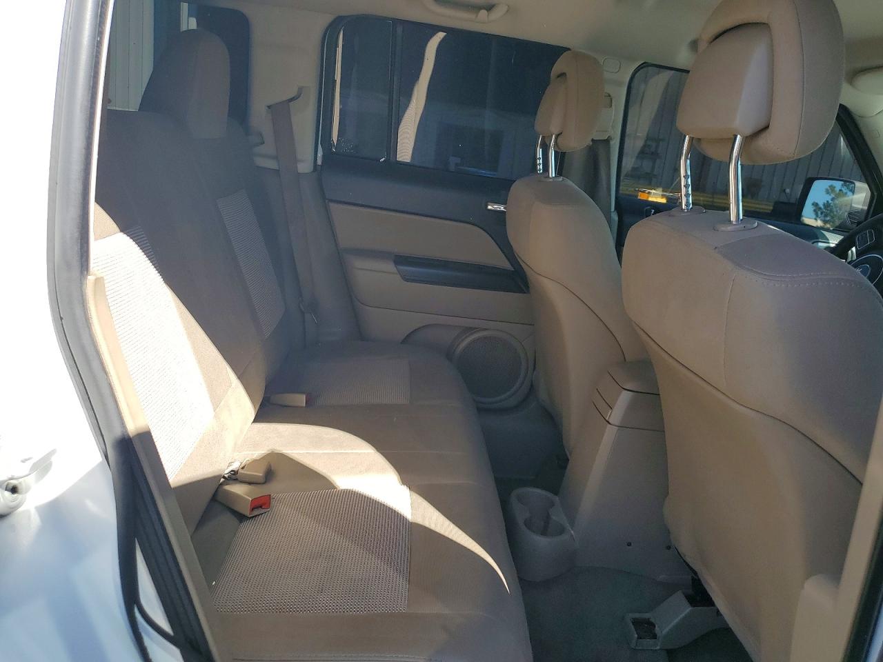 2012 Jeep Patriot VIN 1C4NJPBA3CD547276 photo 11