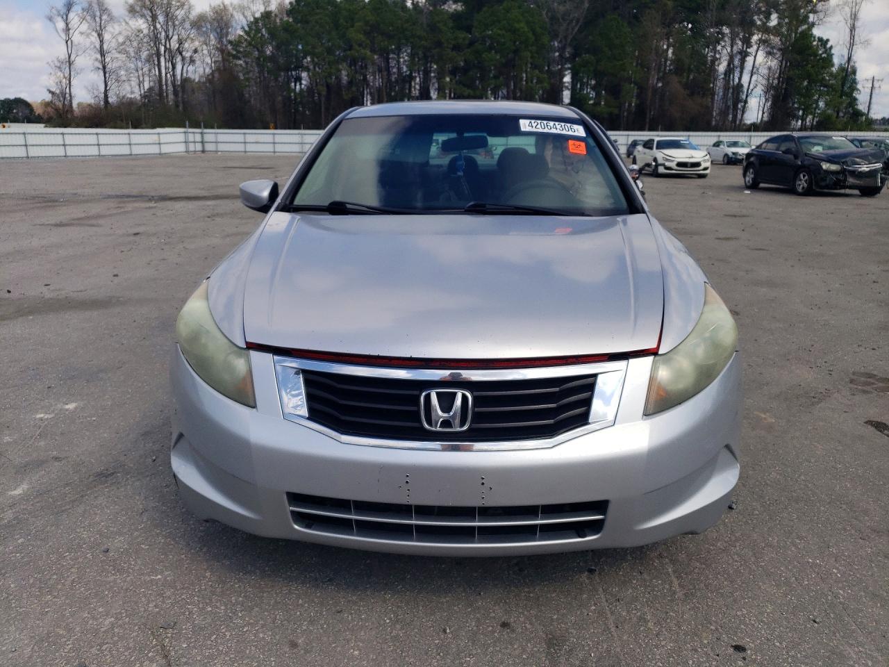 2009 Honda Accord lx VIN 1HGCP26309A138362 photo 5