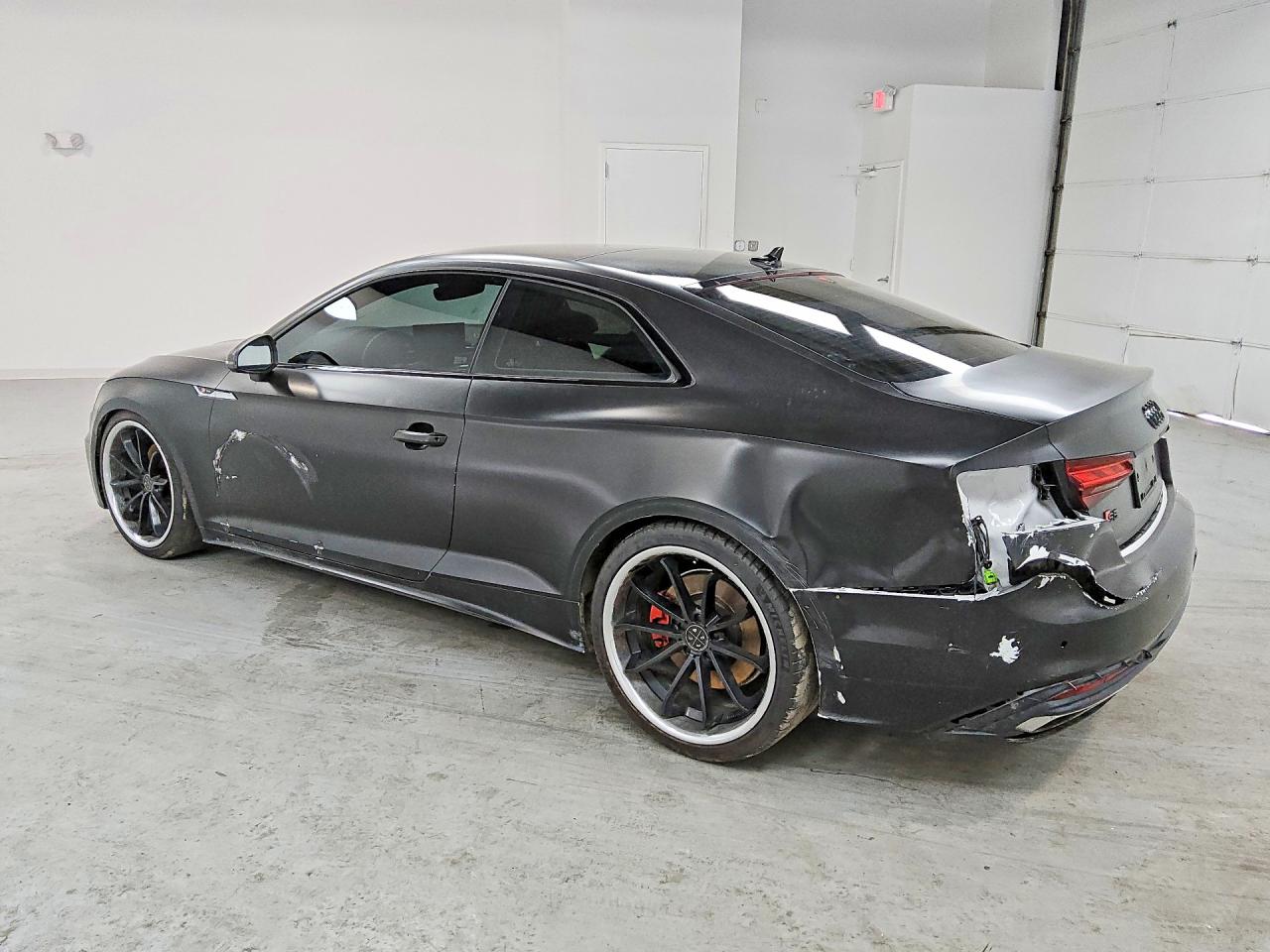 2021 Audi A5 VIN WAUTAAF58MA012431 photo 2