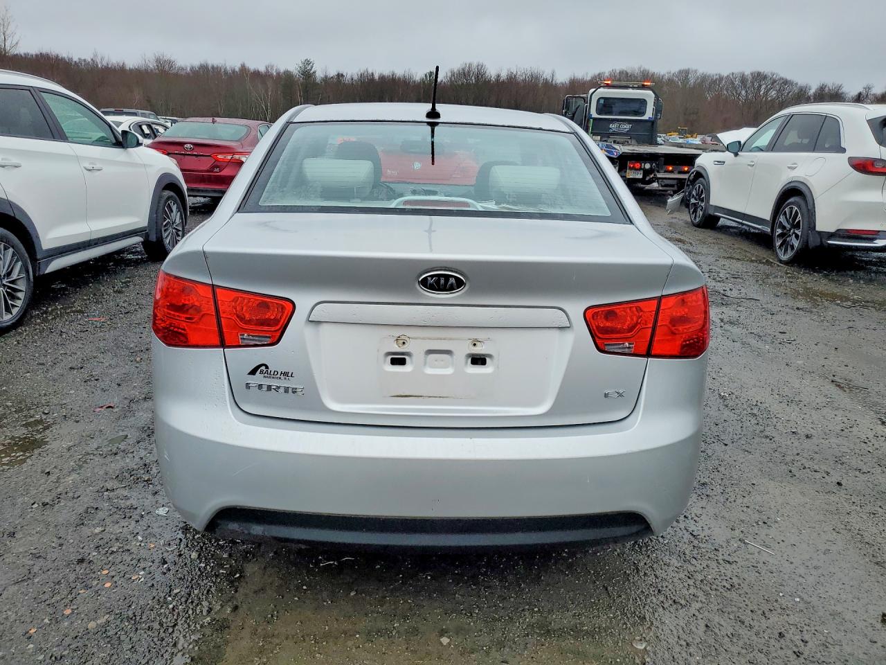 2010 Kia Forte VIN KNAFU4A25A5110520 photo 6
