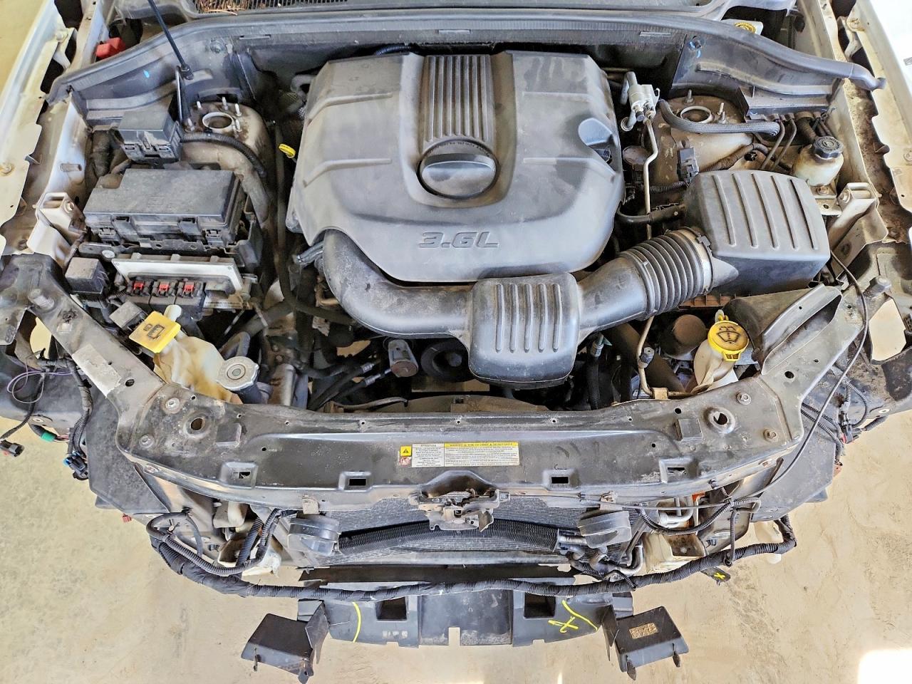 2011 Jeep Grand cher VIN 1J4RR4GG2BC656428 photo 12