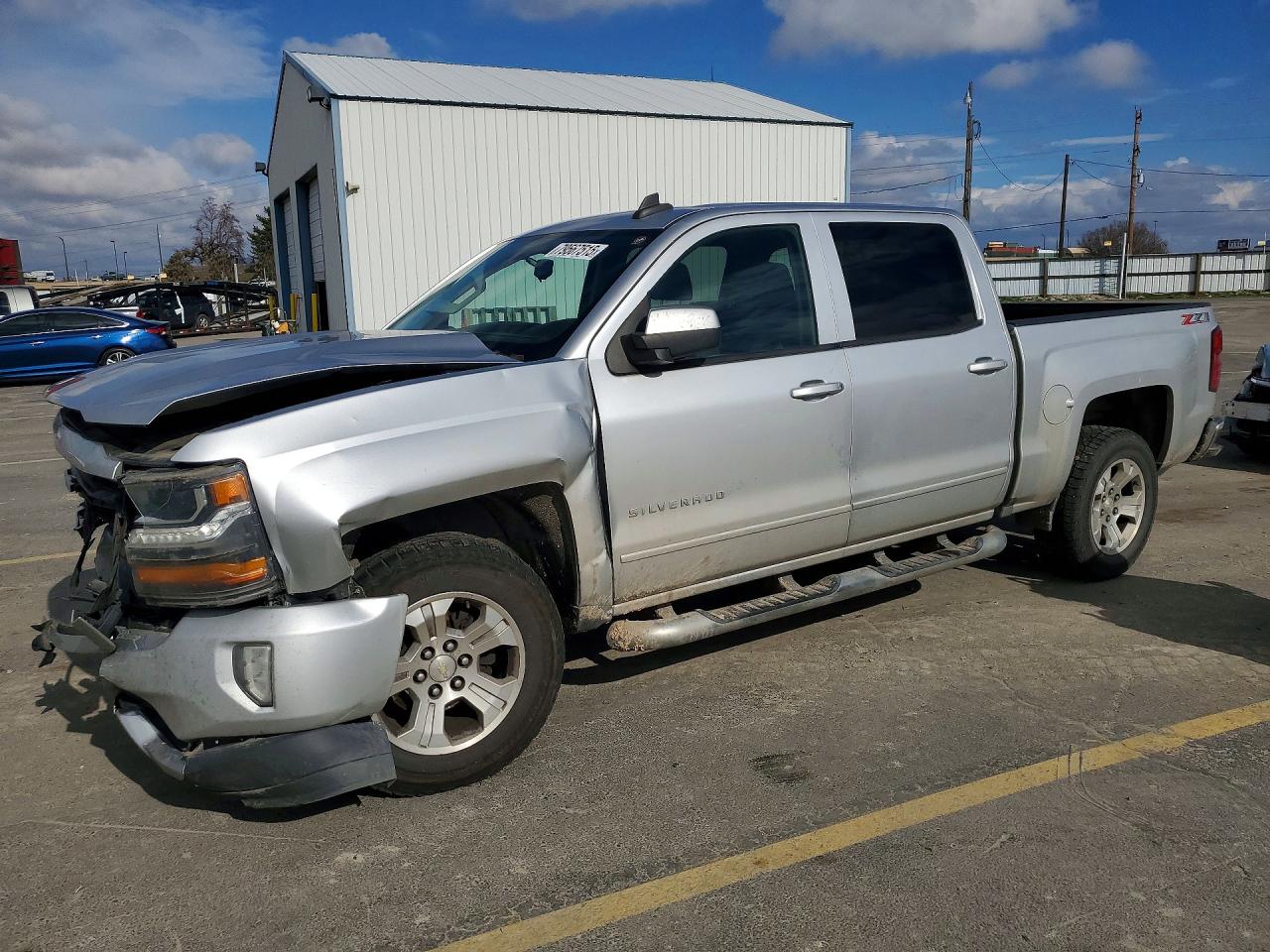2018 Chev All models VIN 3GCUKREC5JG503619 photo 1