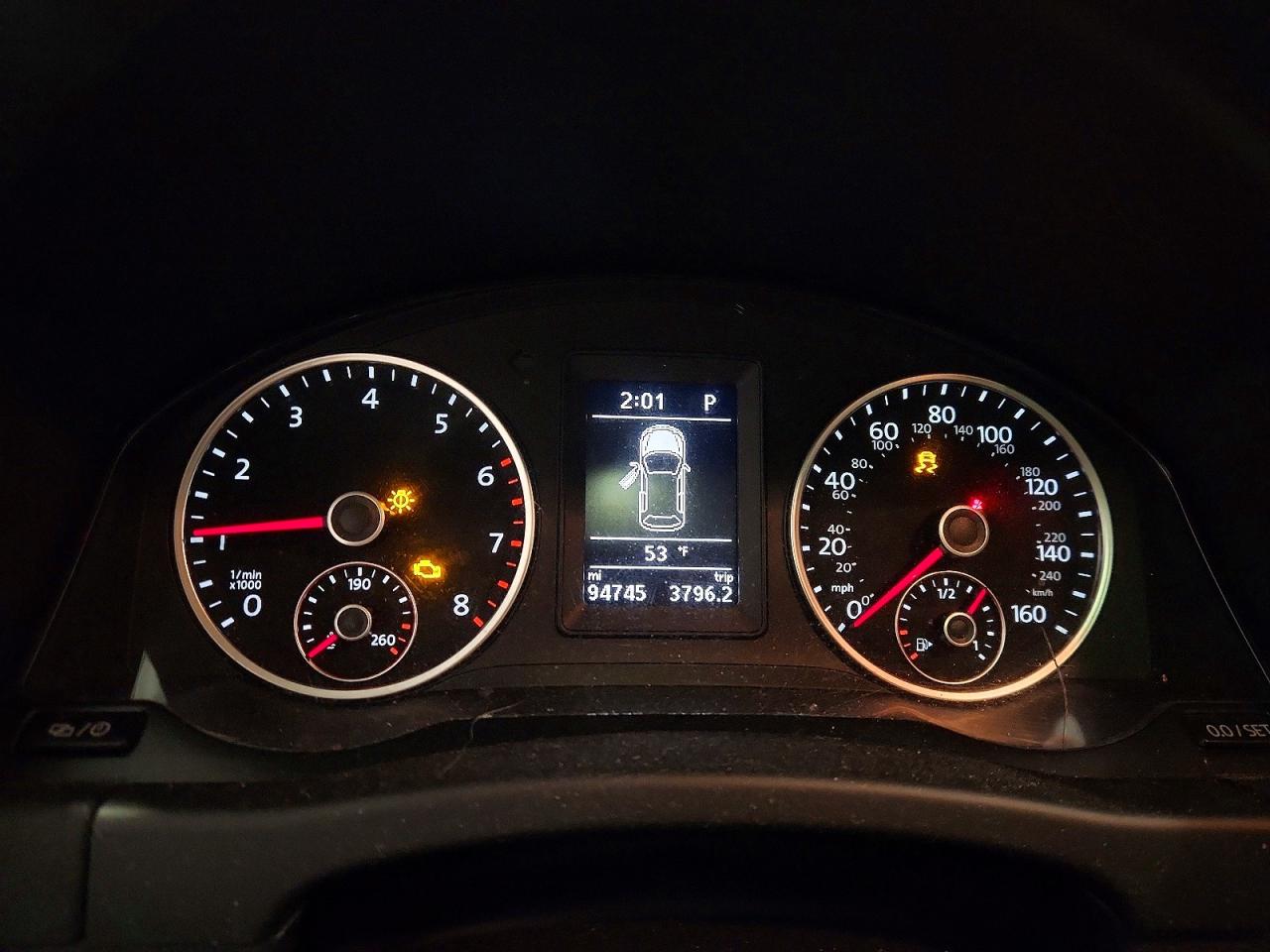 2016 Volkswagen Tiguan VIN WVGBV7AX1GW558795 photo 9