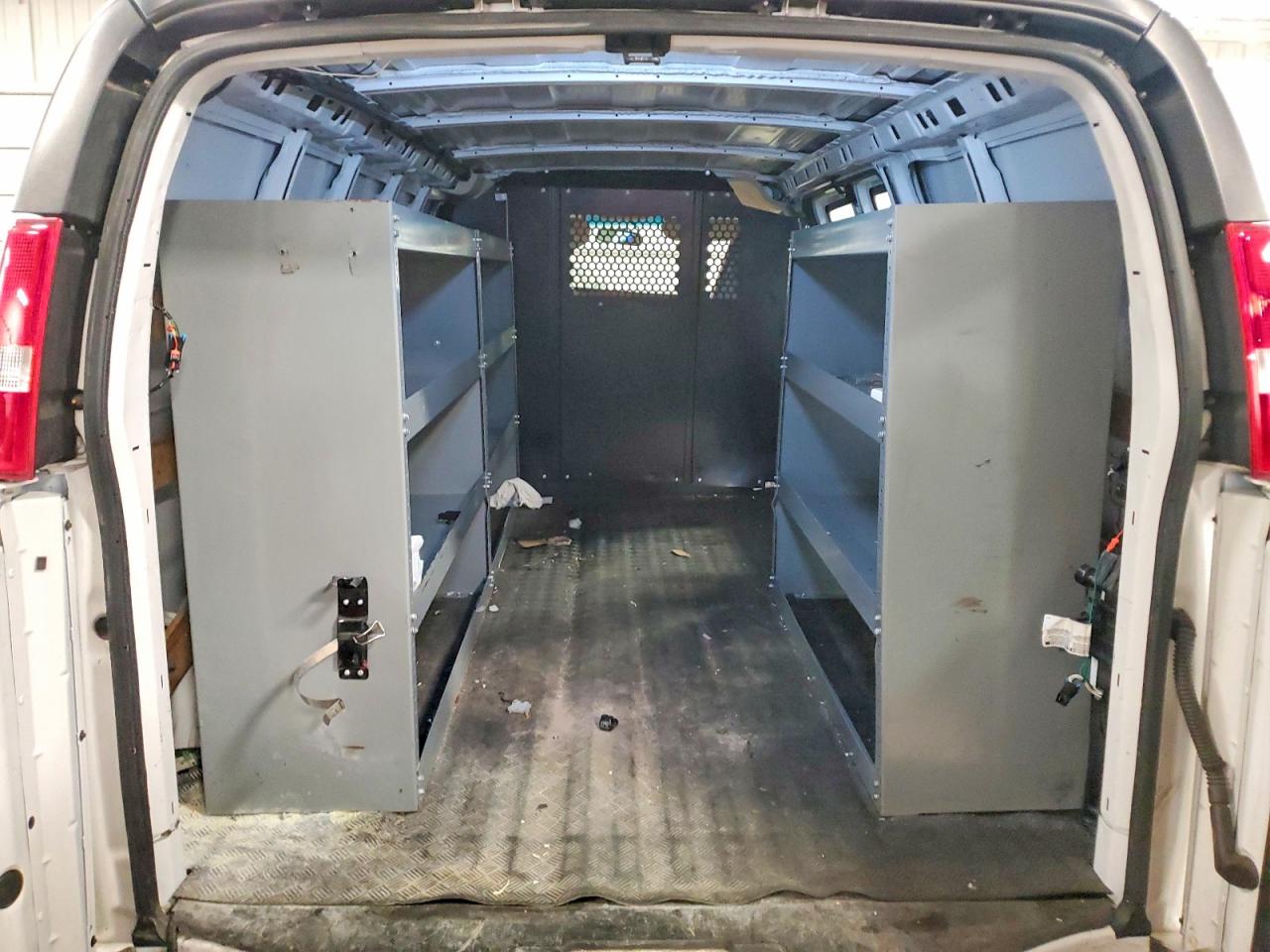 2022 CHEVROLET Express VIN 1GCWGAFP0N1223060 photo 10