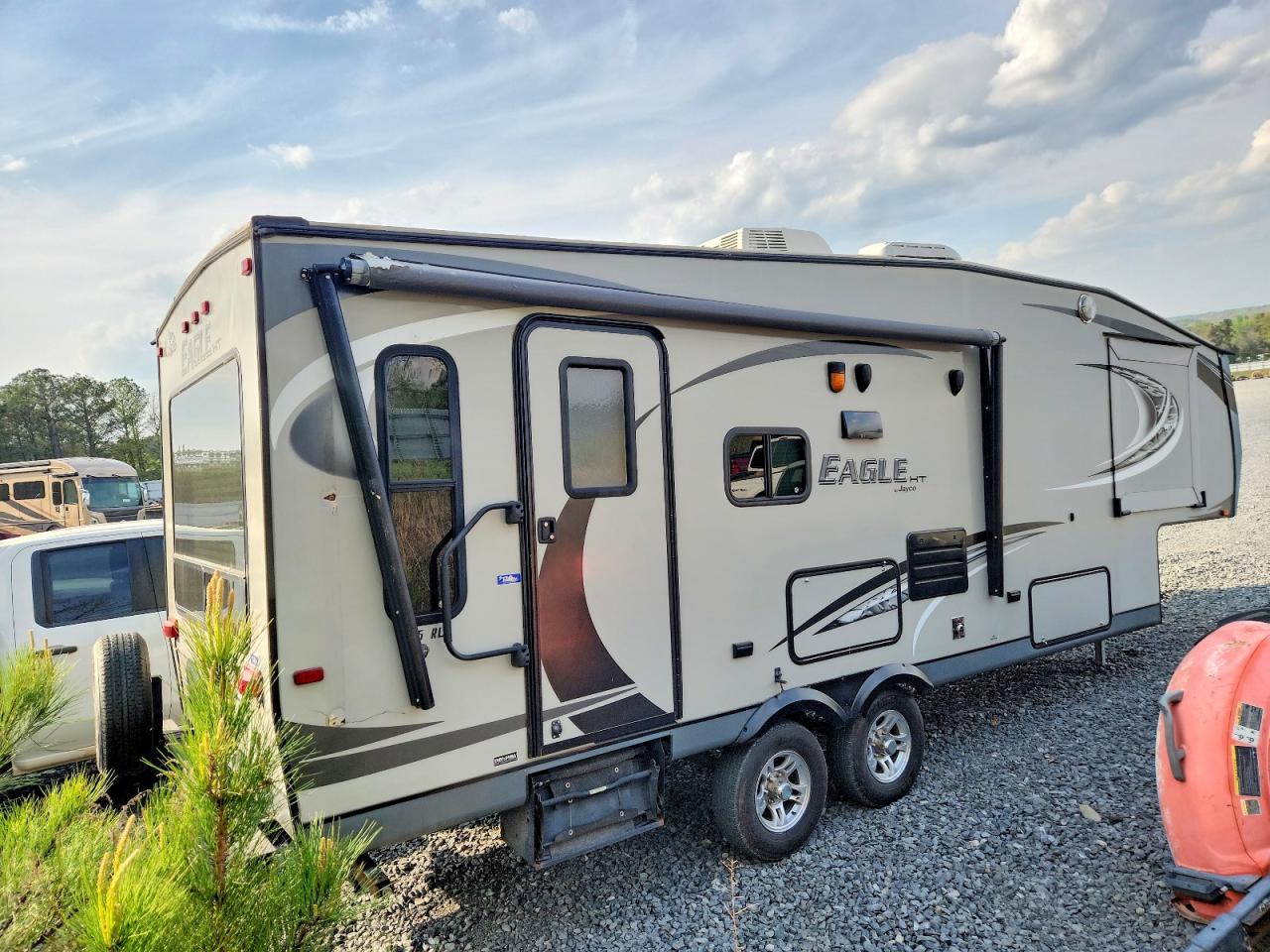 2013 JAYCO All models VIN 1UJCJ0BN3D1PW0202 photo 4