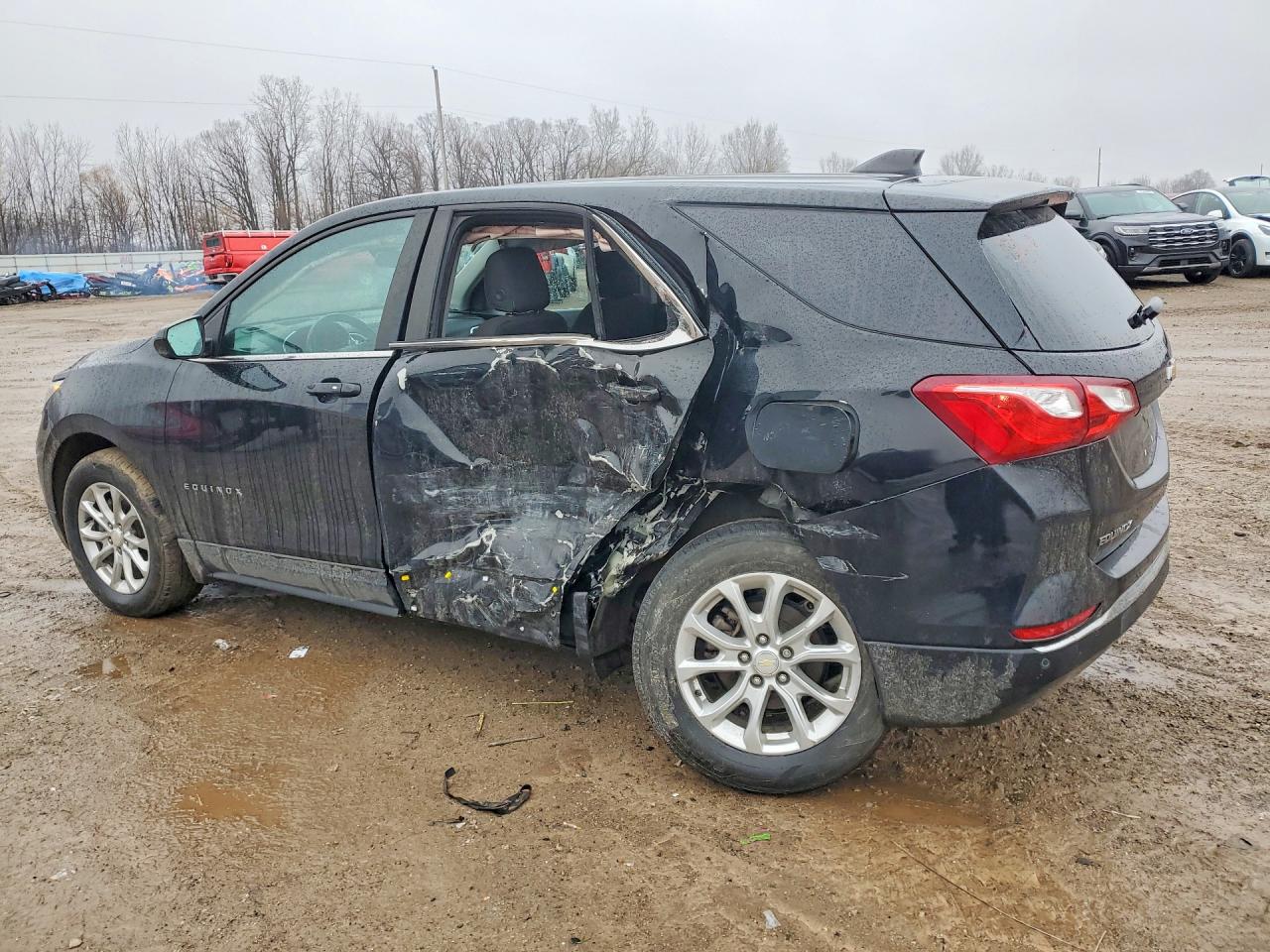 2021 Chevrolet Equinox VIN 3GNAXUEV2ML340259 photo 2