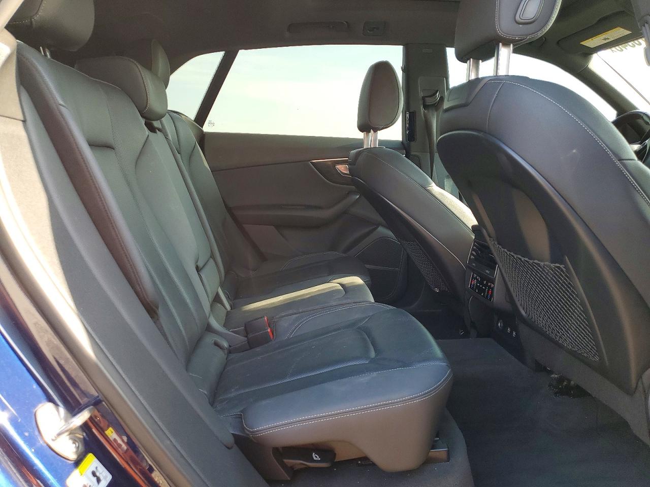 2019 Audi Q8 VIN WA1EVAF15KD016598 photo 11