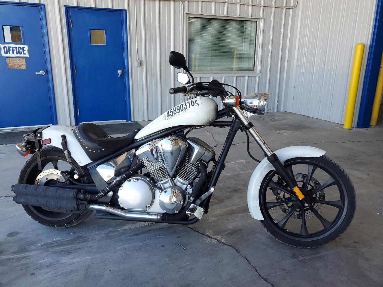 2011 Honda Vt cycle VIN JH2SC6144BK000599 photo 1