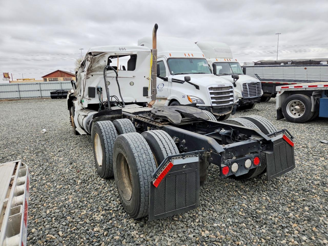 2019 KENWORTH All other VIN 1XKZD49X1KJ341542 photo 3