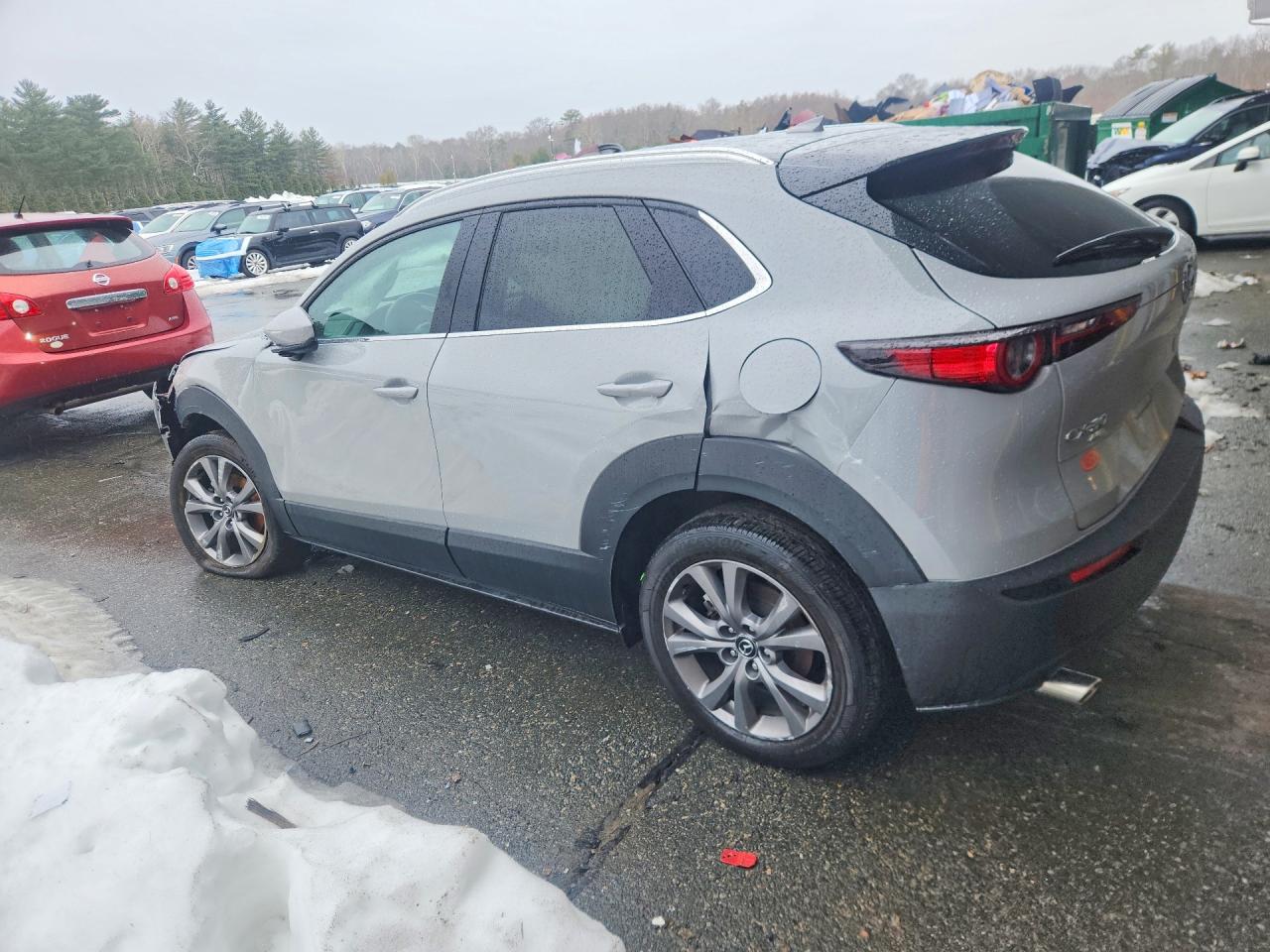 2025 Mazda Cx30 VIN 3MVDMBDM8SM760383 photo 2