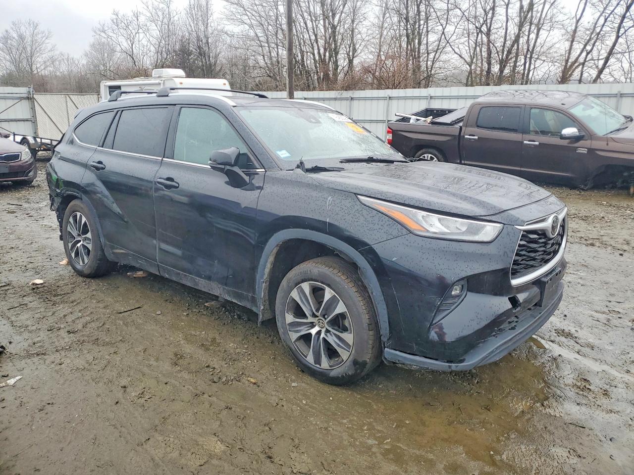 2020 Toyota Highlander VIN 5TDHZRBH8LS503177 photo 4