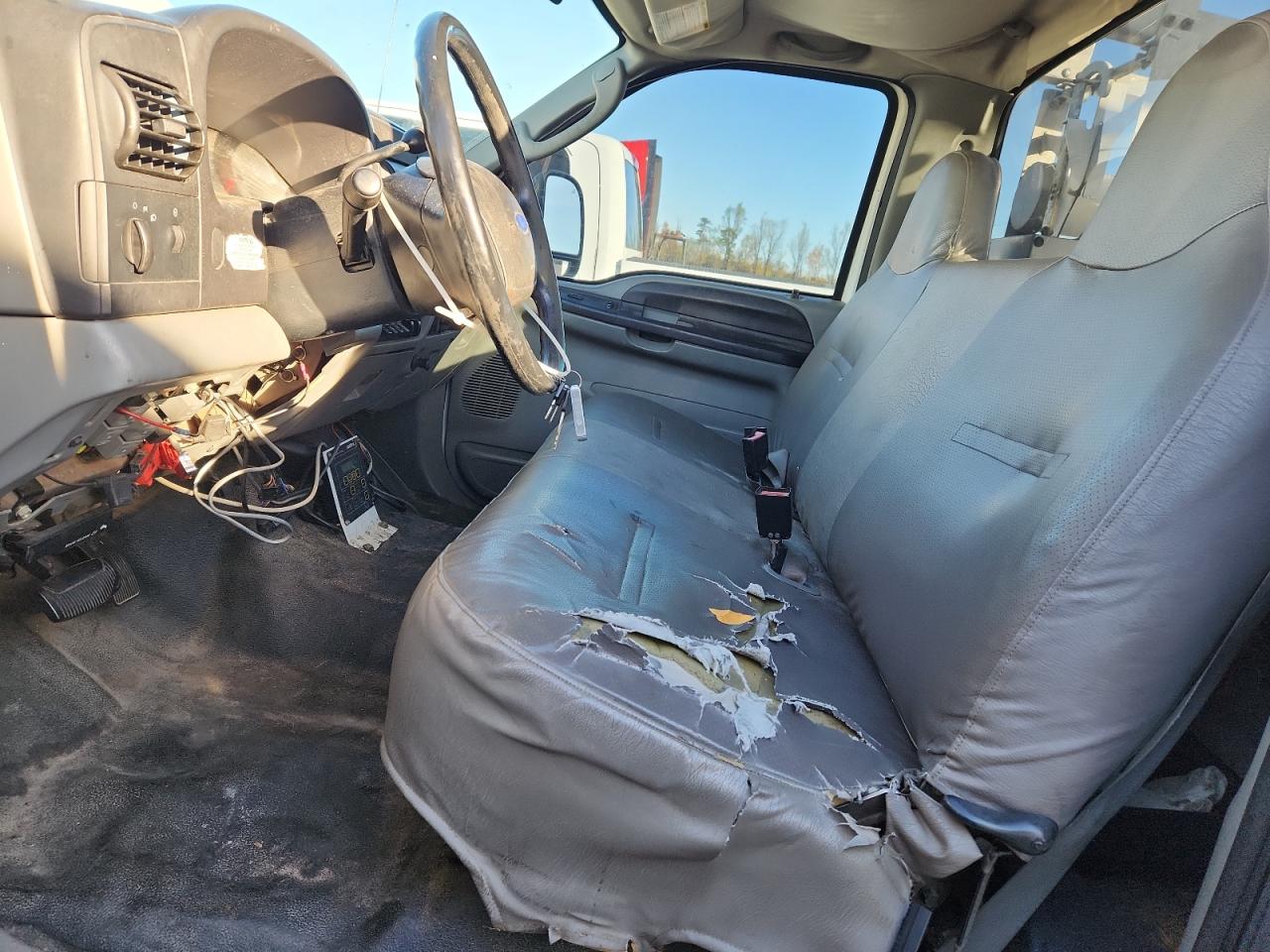2005 Ford F450 VIN 1FDXF46Y25EC25480 photo 7