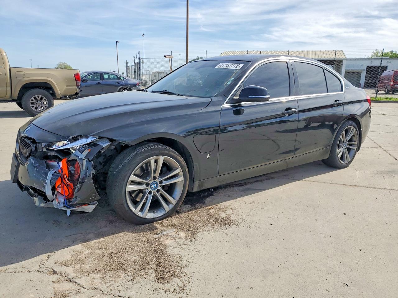 2017 BMW 3 series VIN WBA8E1C31HA156826 photo 1