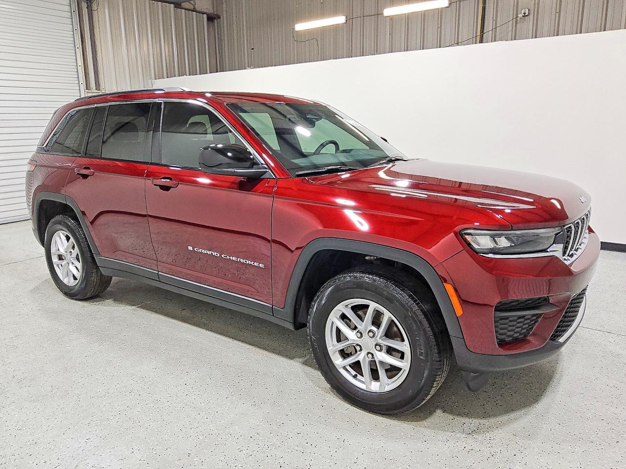 2025 Jeep Grand cher VIN 1C4RJHAG5SC298206 photo 4