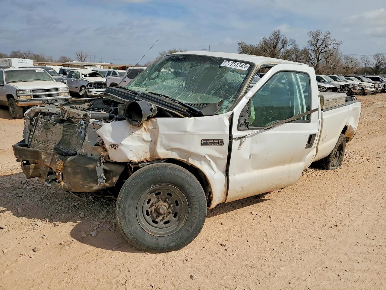 2000 Ford F250 VIN 1FTNX20L2YEB45952 photo 1