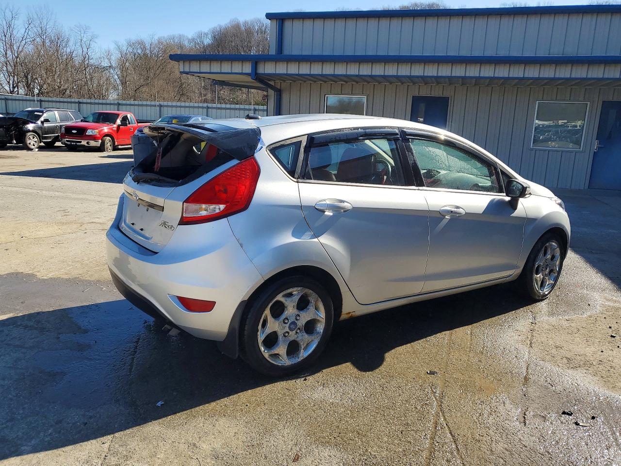 2012 Ford Fiesta VIN 3FADP4FJ6CM221906 photo 3