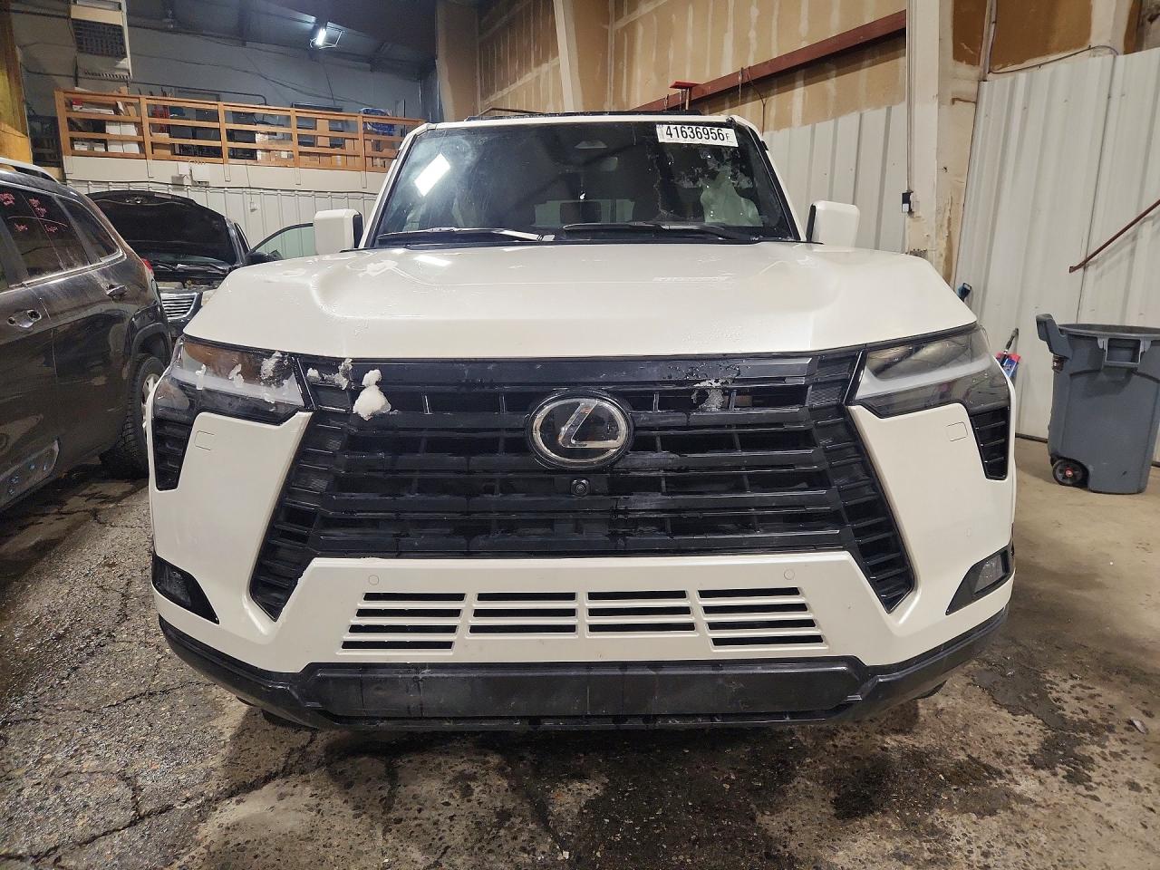 2024 Lexus Gx VIN JTJTBCDX9R5026805 photo 5