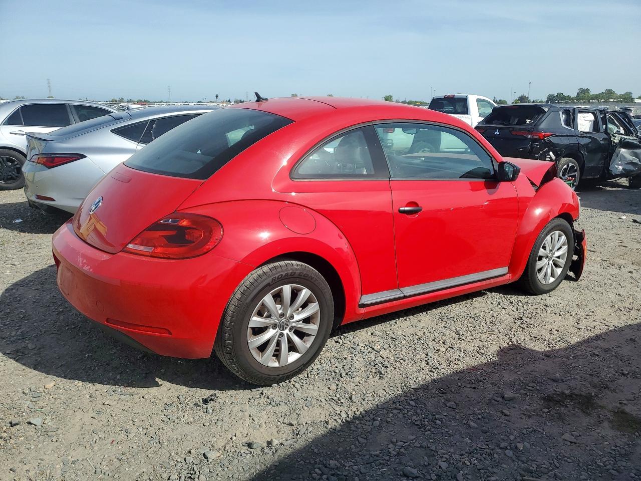 2015 VOLKSWAGEN Beetle VIN 3VWF17AT1FM649236 photo 3