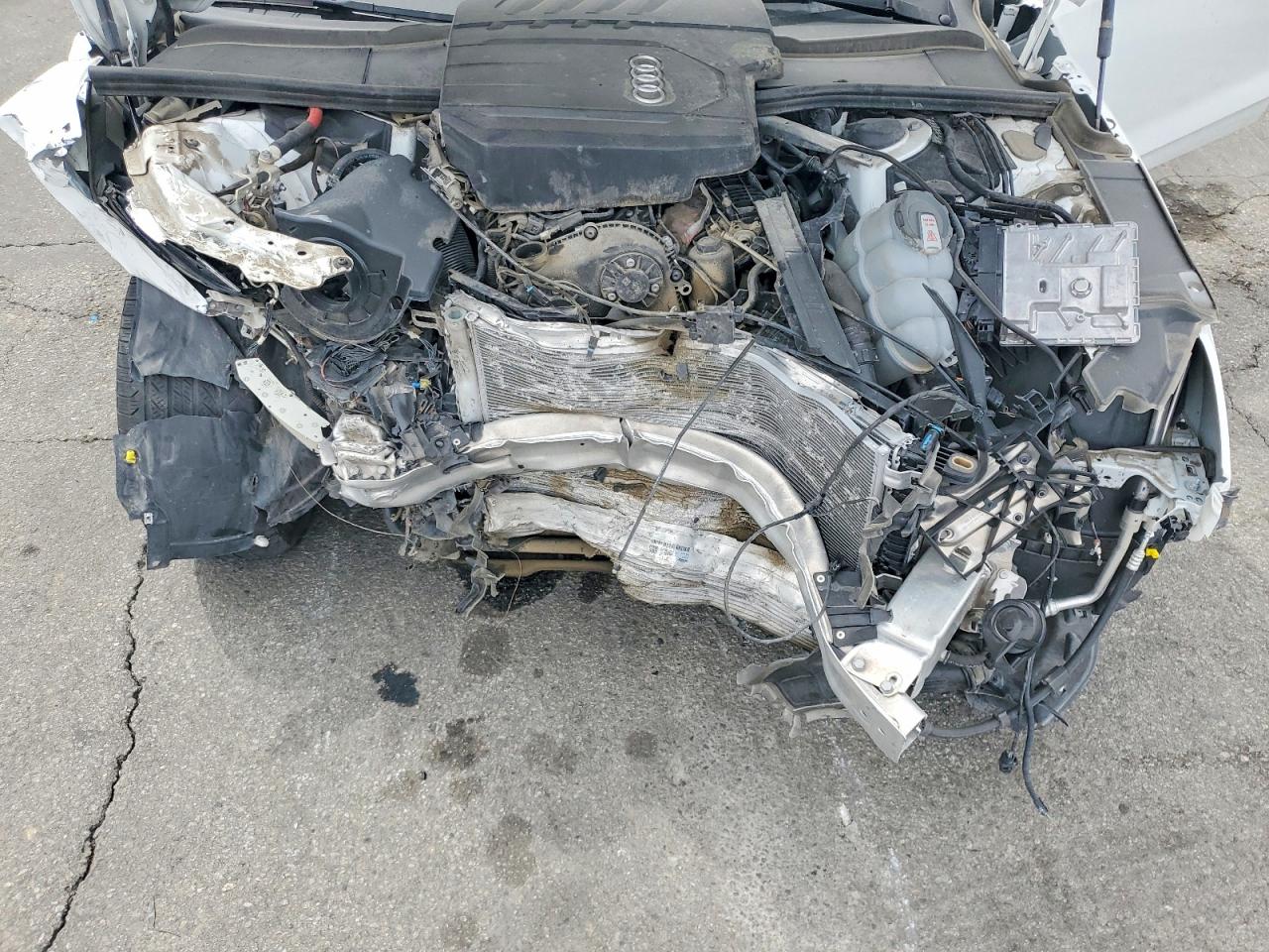 2024 Audi A4 VIN WAUEAAF42RN006754 photo 11