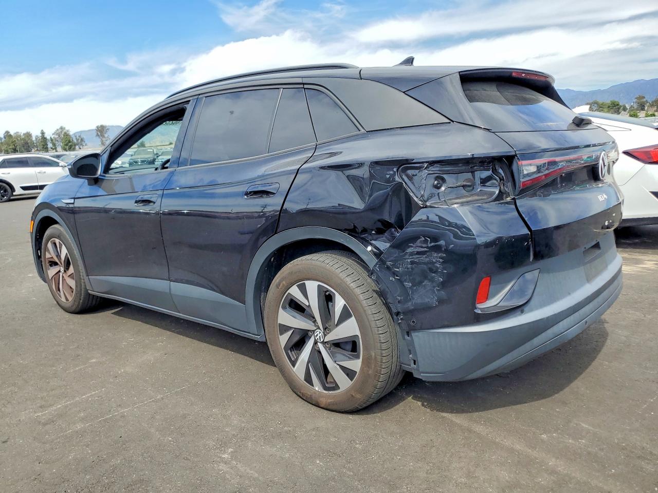 2023 VOLKSWAGEN All other VIN 1V2CMPE85PC042678 photo 2