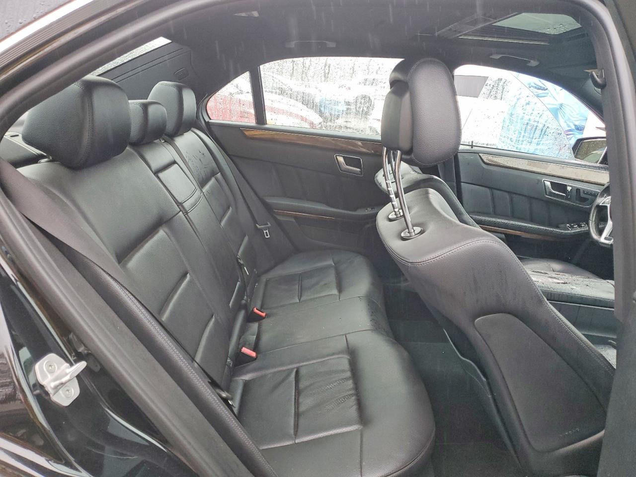 2013 Mercedes-Benz E-class VIN WDDHF8JB9DA689915 photo 10