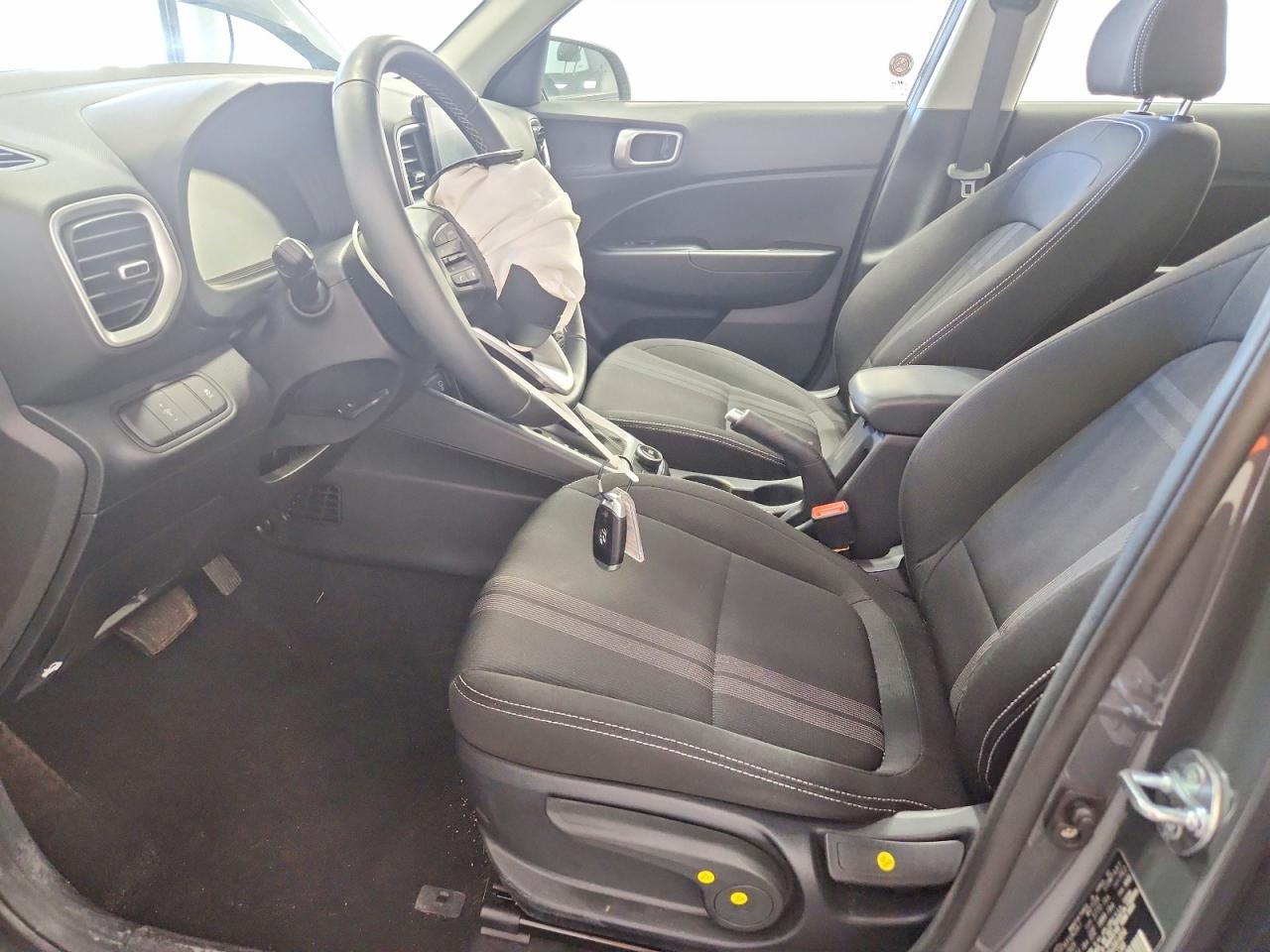2025 Hyundai Venue VIN KMHRC8A30SU391454 photo 7