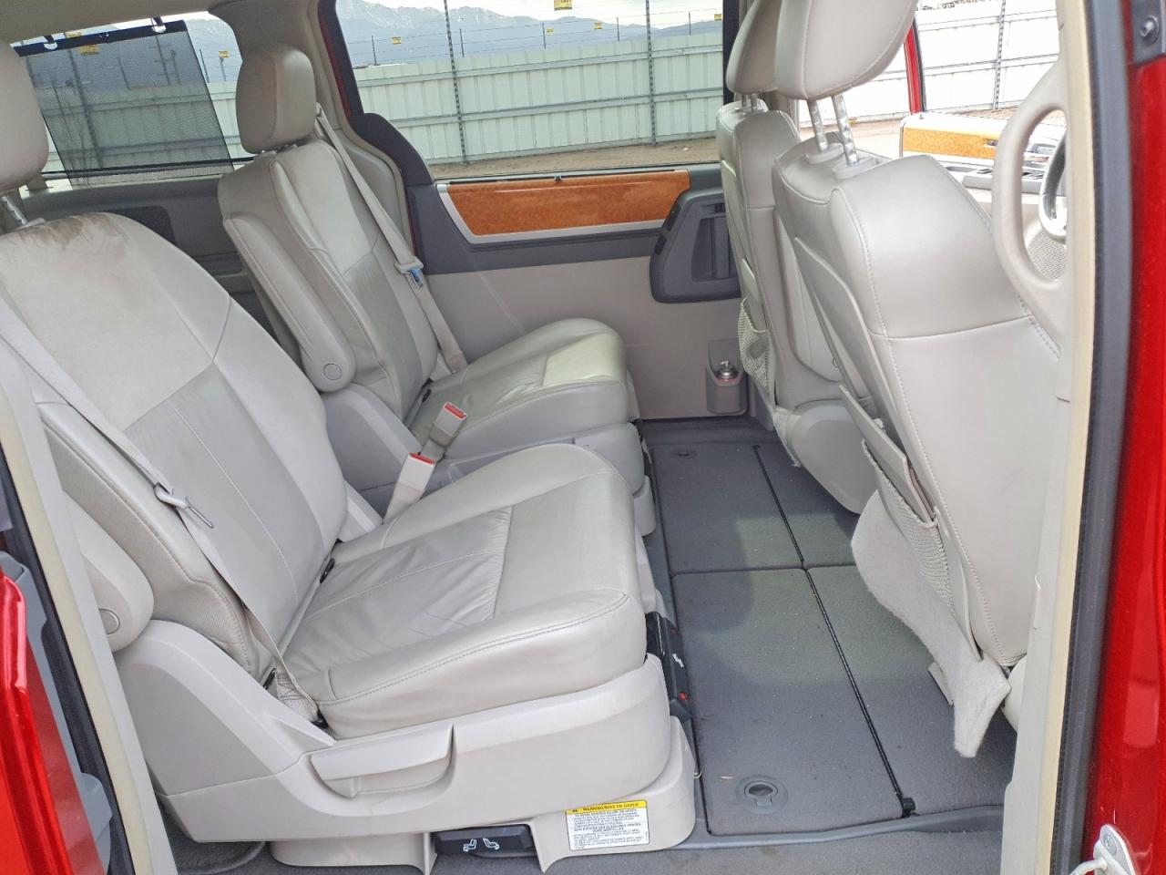 2008 Chrysler Minivan VIN 2A8HR64XX8R689218 photo 11