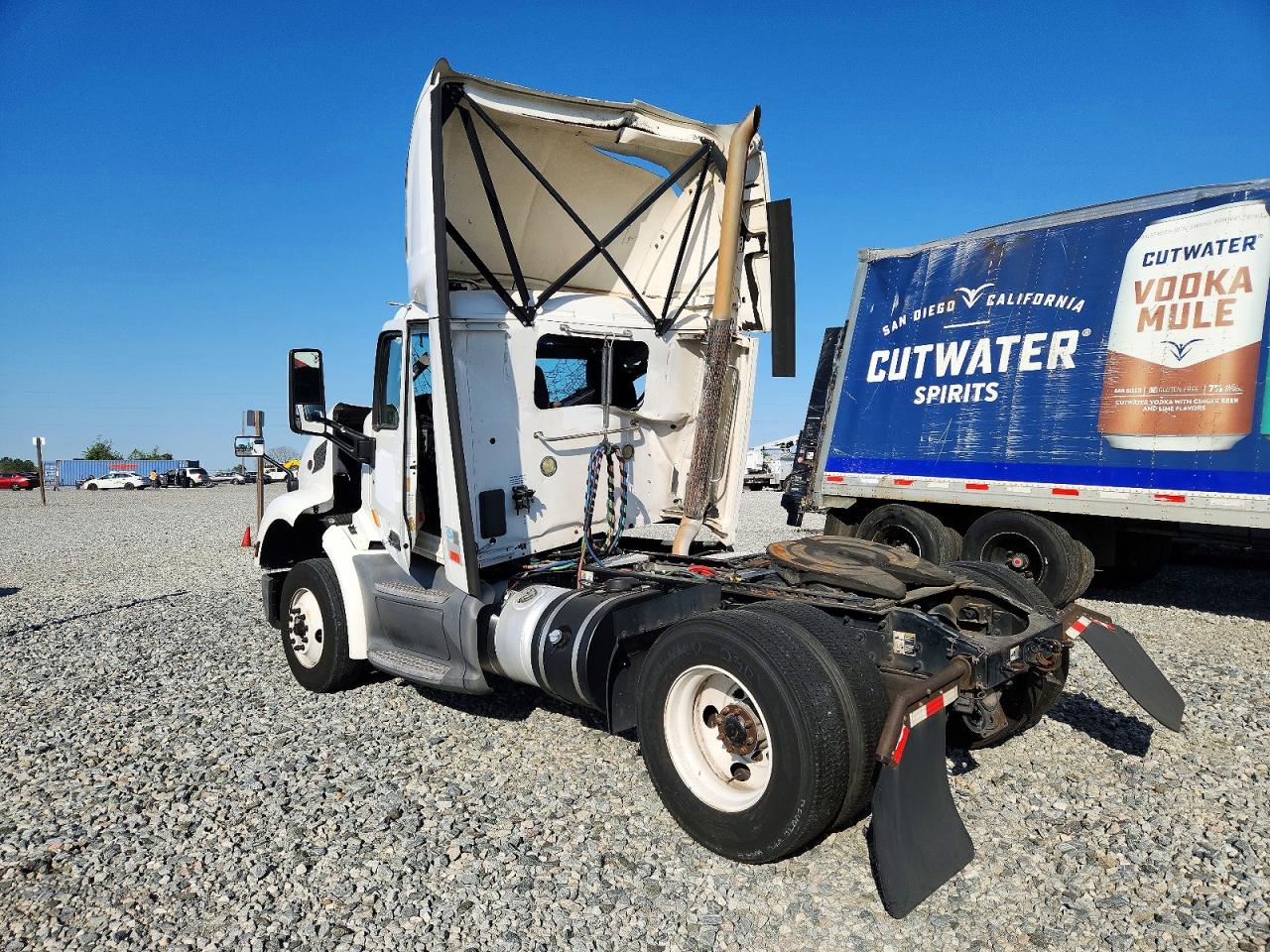 2019 PETERBILT All models VIN 1XPBA48X8KD600175 photo 3