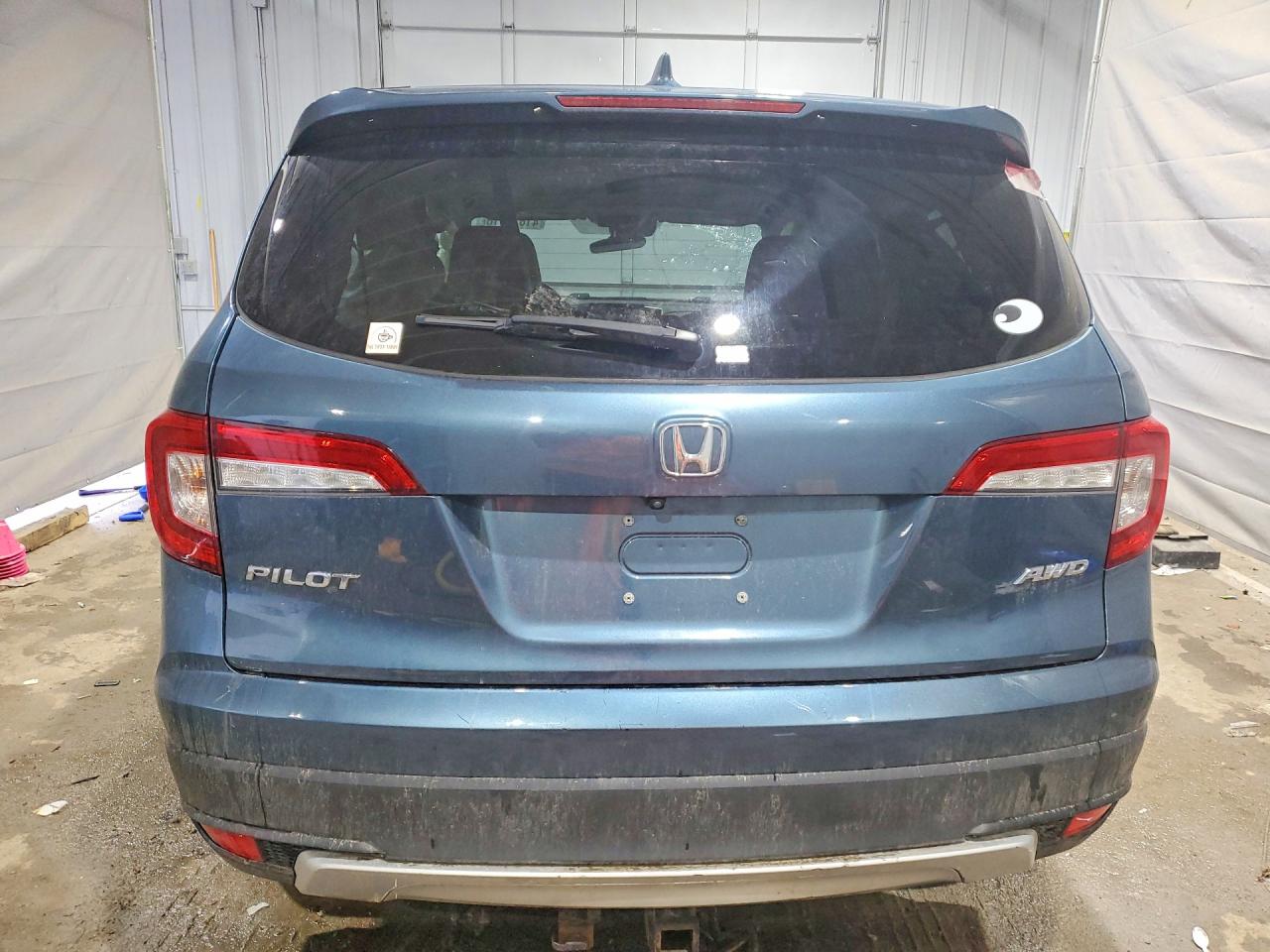 2019 Honda Pilot VIN 5FNYF6H56KB075388 photo 6