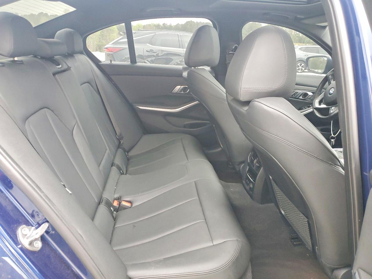 2019 BMW 3 series VIN WBA5R7C51KFH28132 photo 10