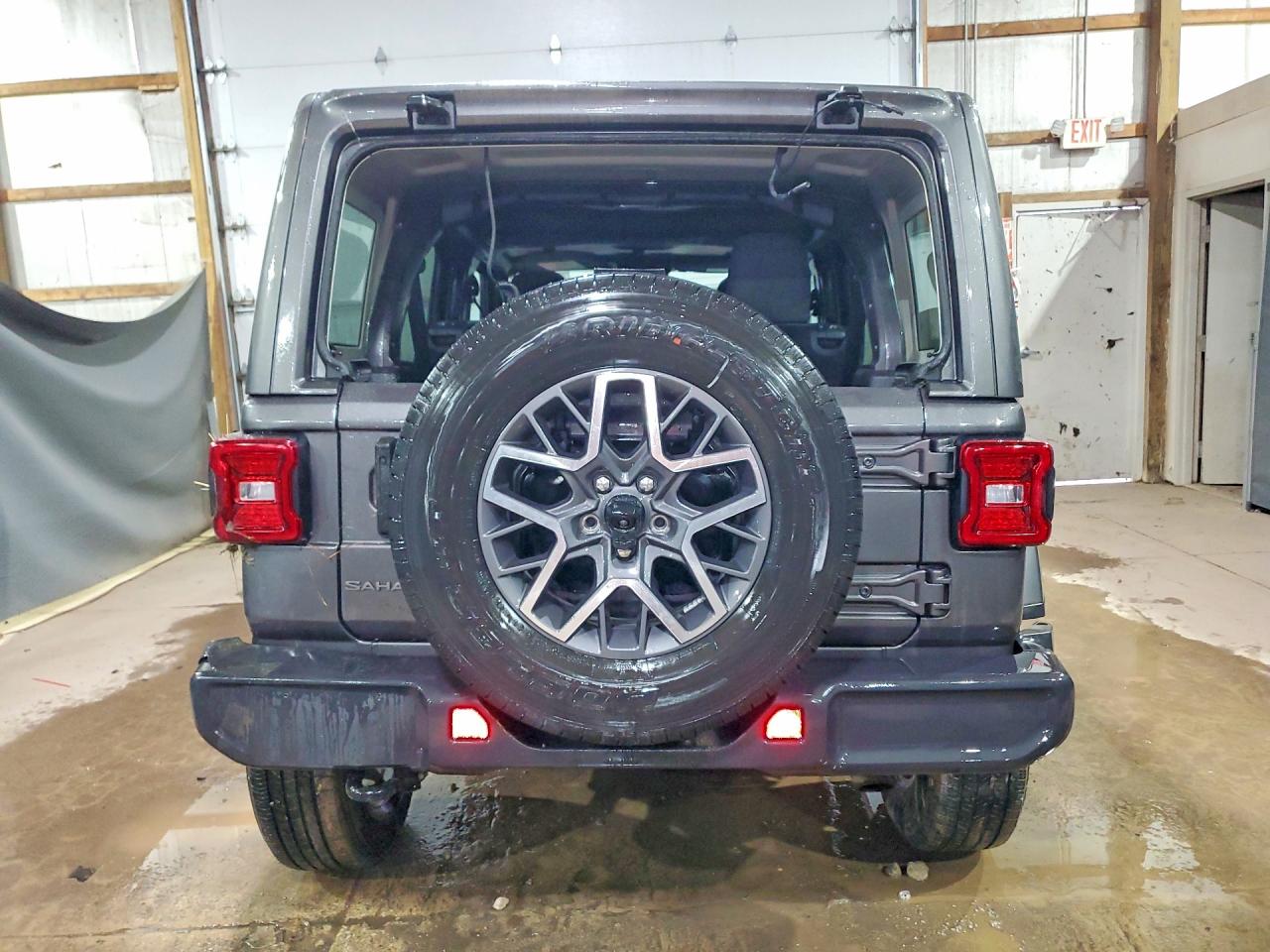 2025 Jeep Wrangler / VIN 1C4PJXENXSW568619 photo 6